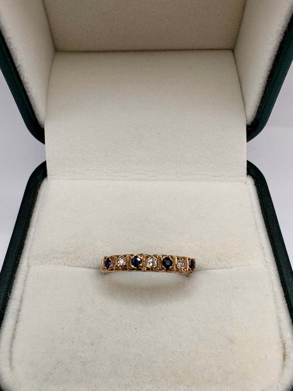 9ct gold sapphire and diamond ring