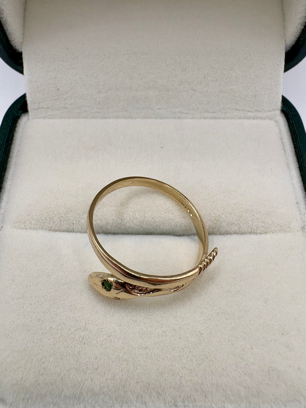 9ct gold emerald snake ring