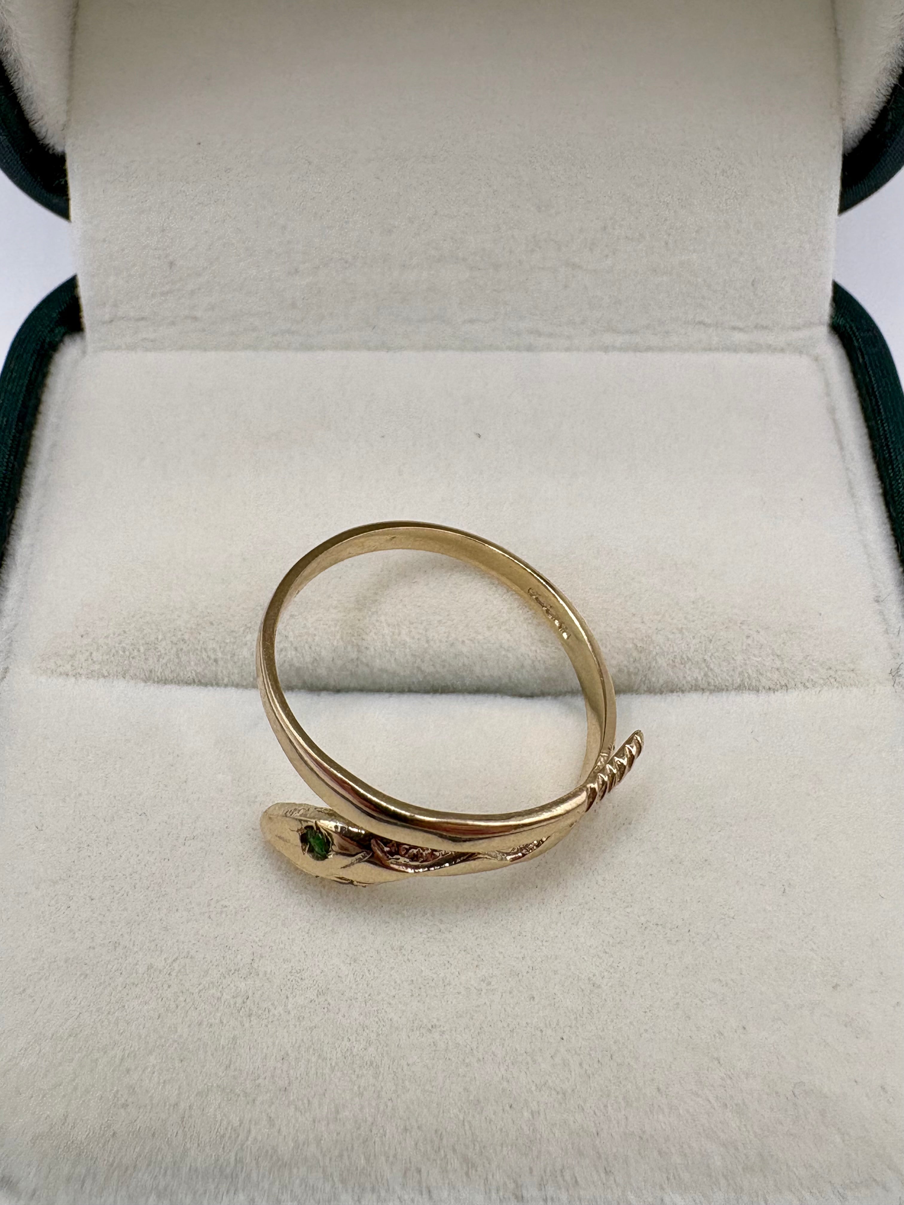 9ct gold emerald snake ring