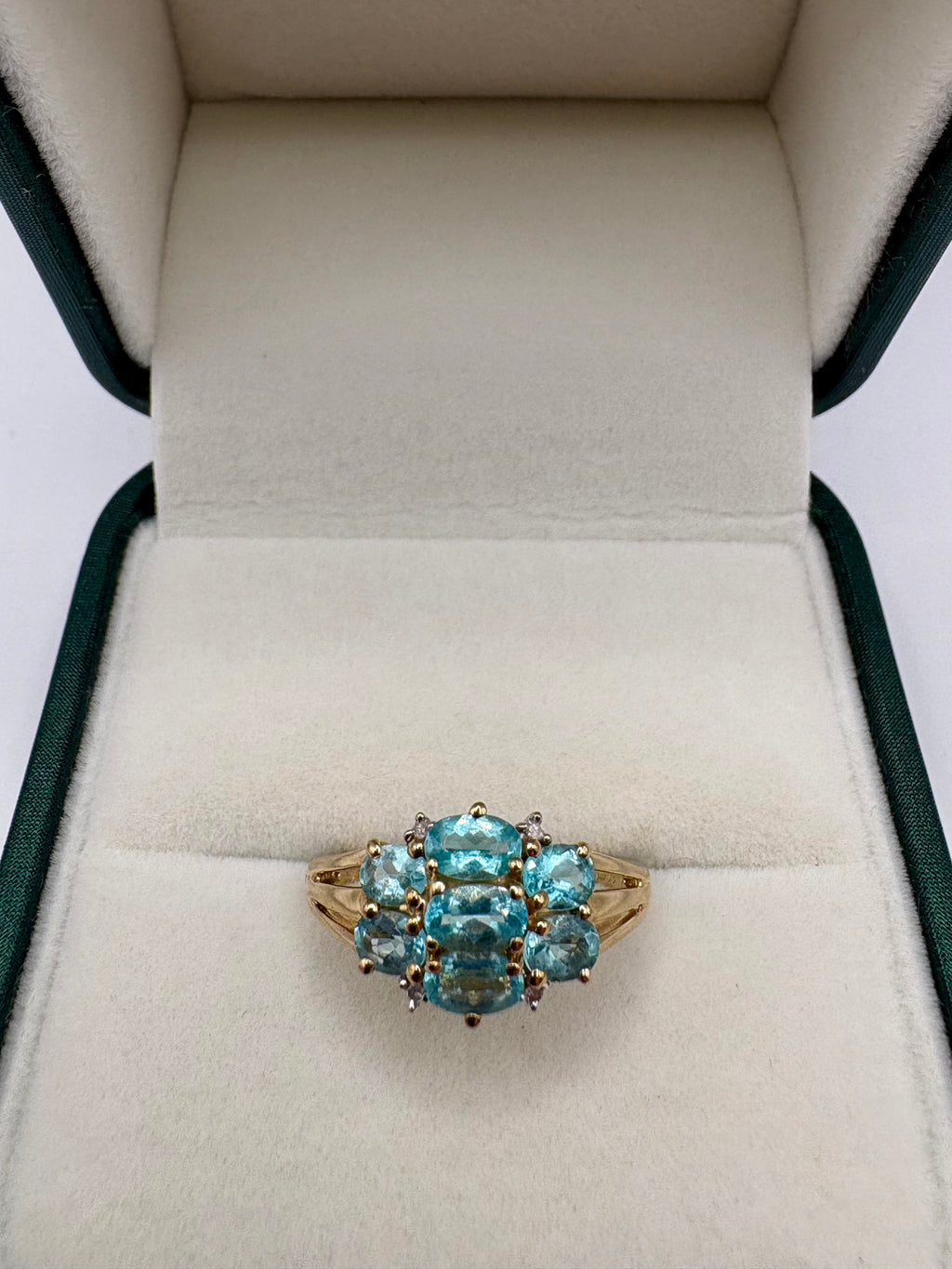 9ct diamond and apatite ring