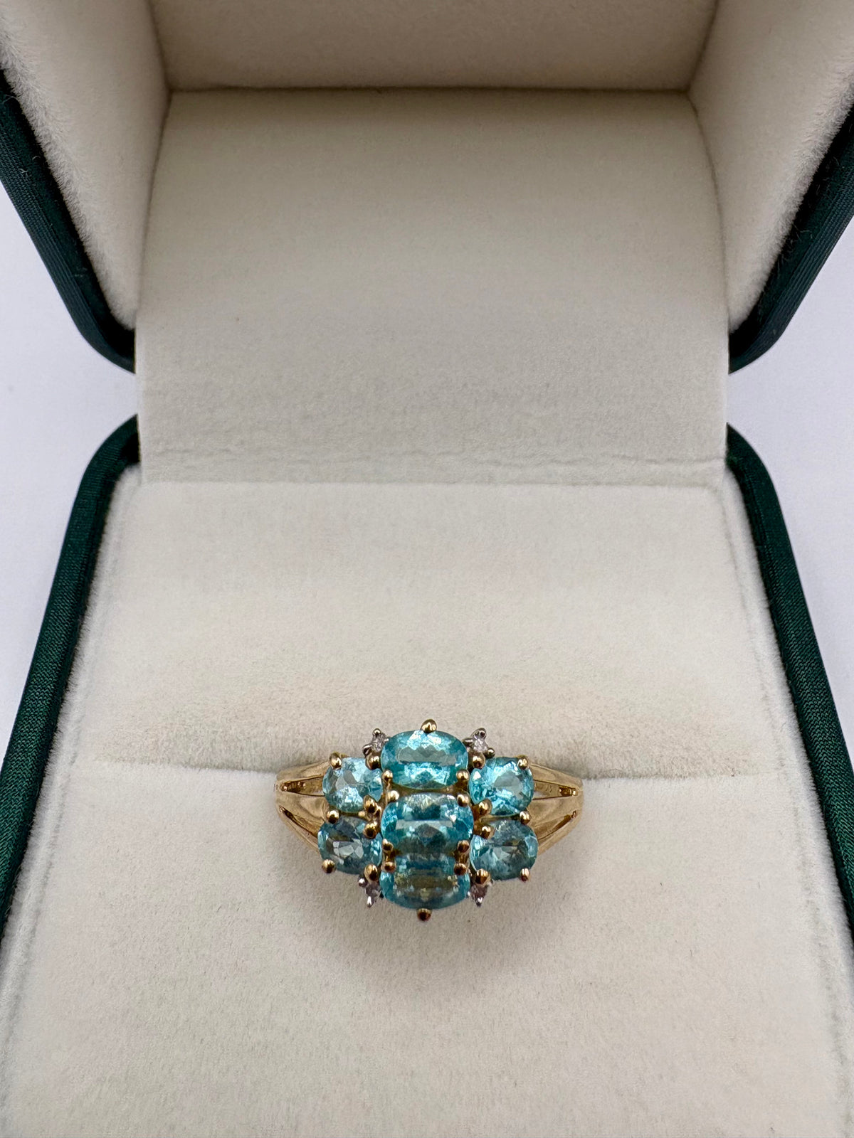 9ct diamond and apatite ring