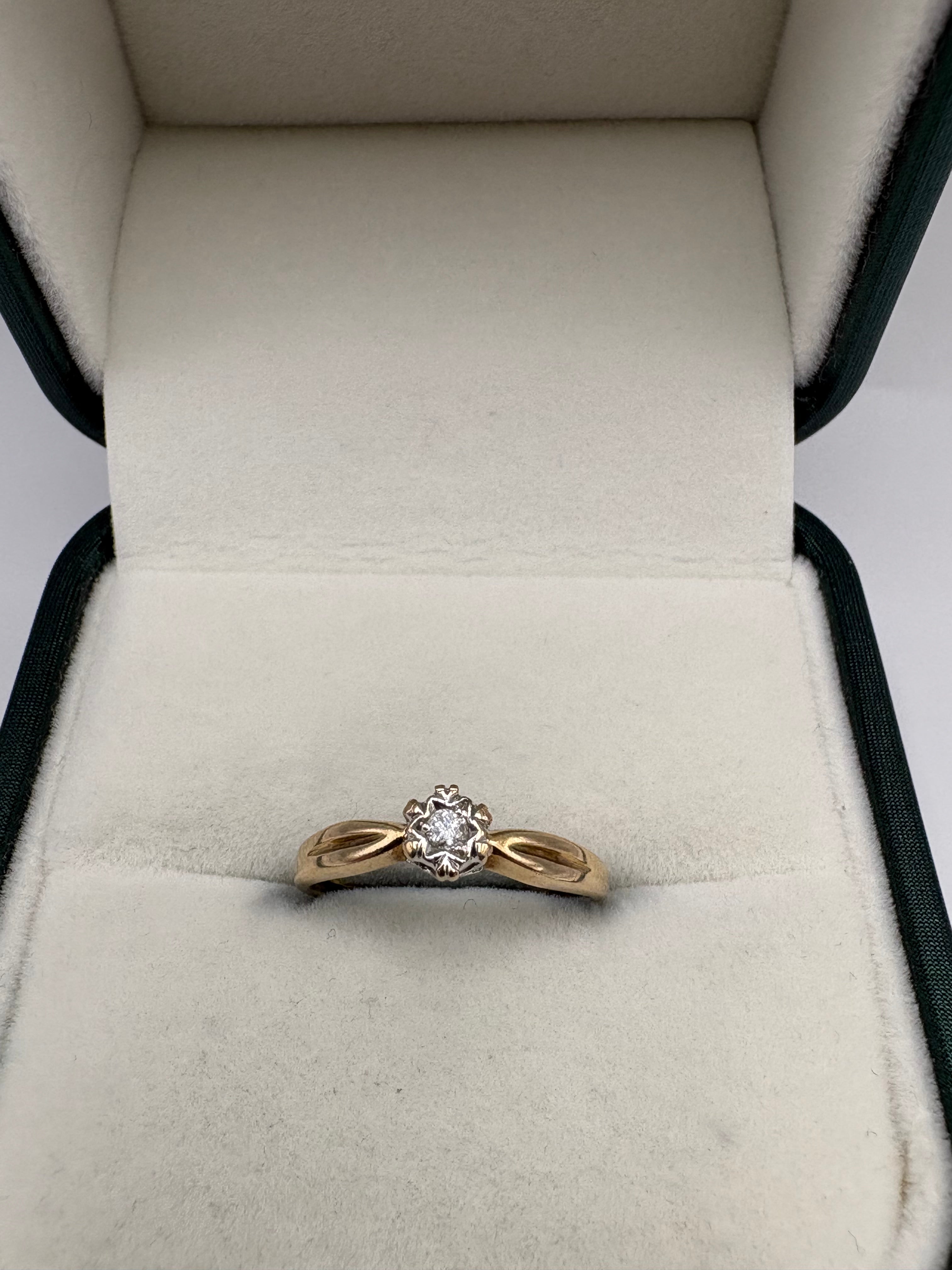 9ct gold diamond ring