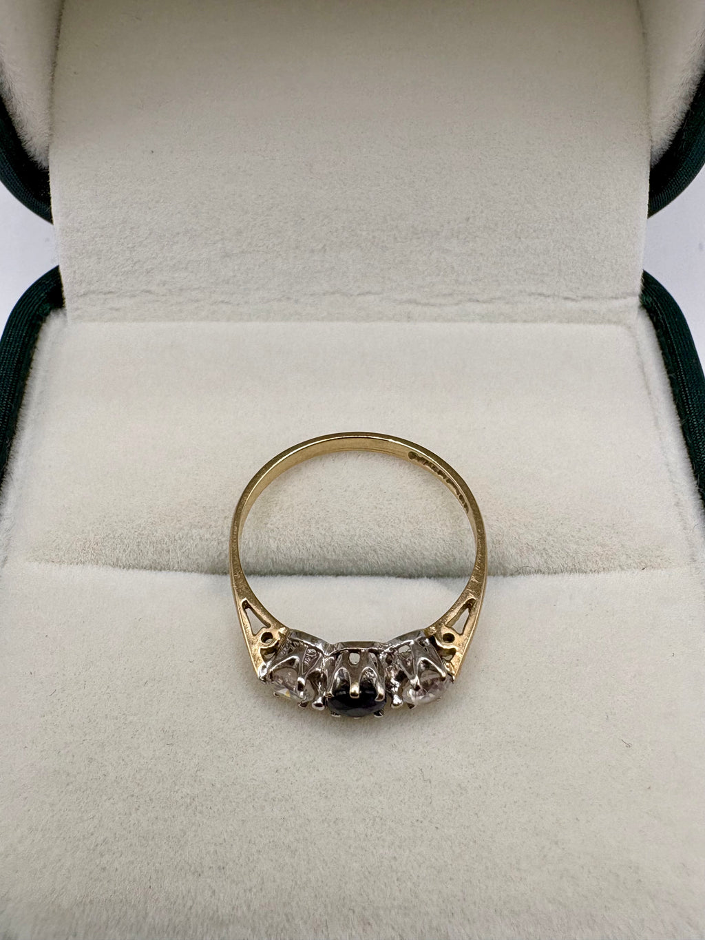 9ct gold sapphire and cz ring