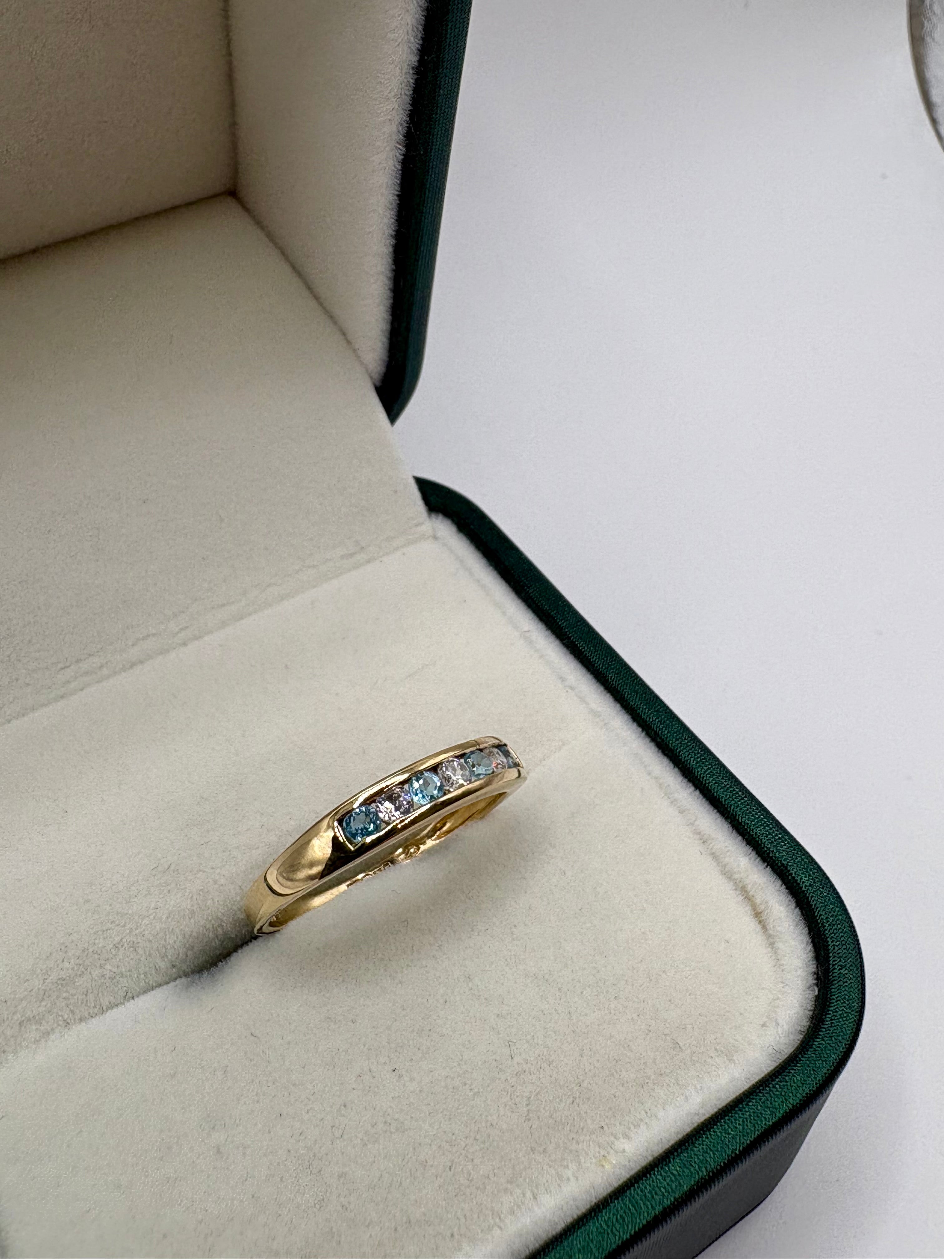 9ct gold aquamarine and cz ring