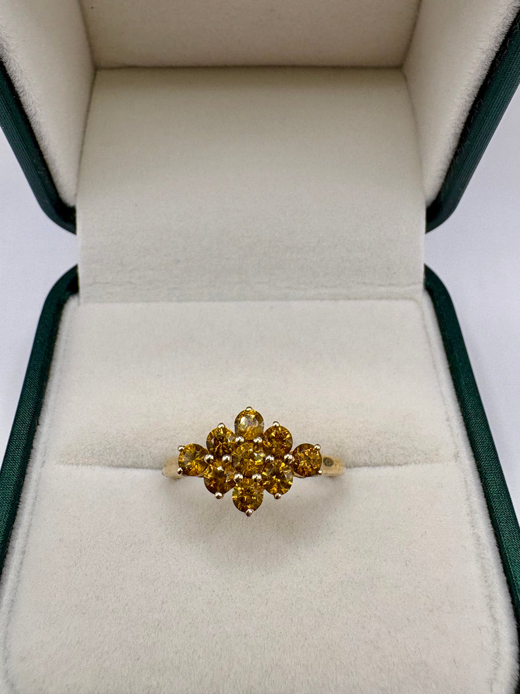 9ct gold yellow quartz ring