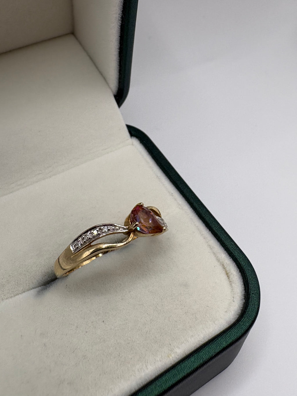 9ct gold topaz and diamond ring