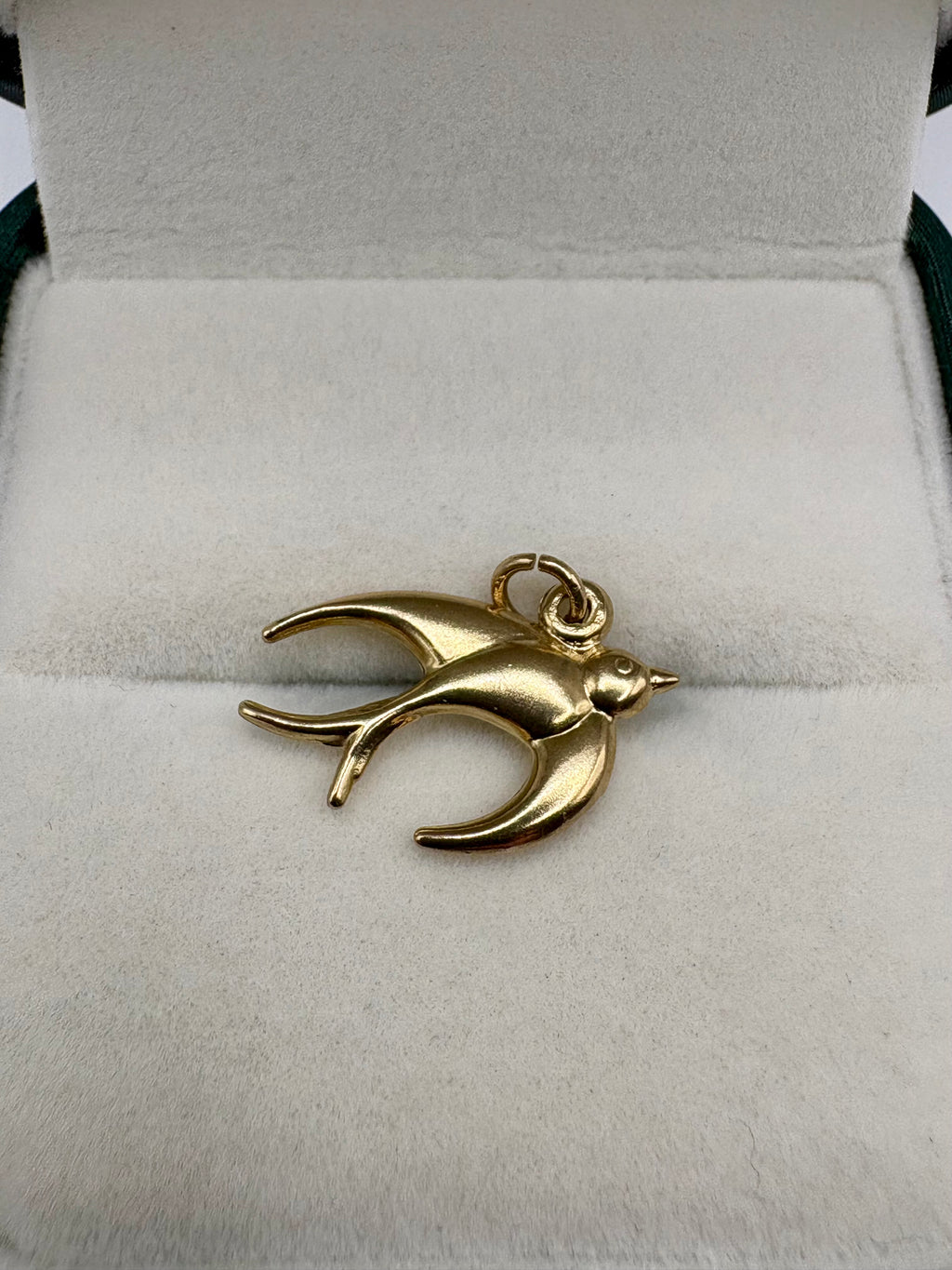 9ct gold swallow bird charm