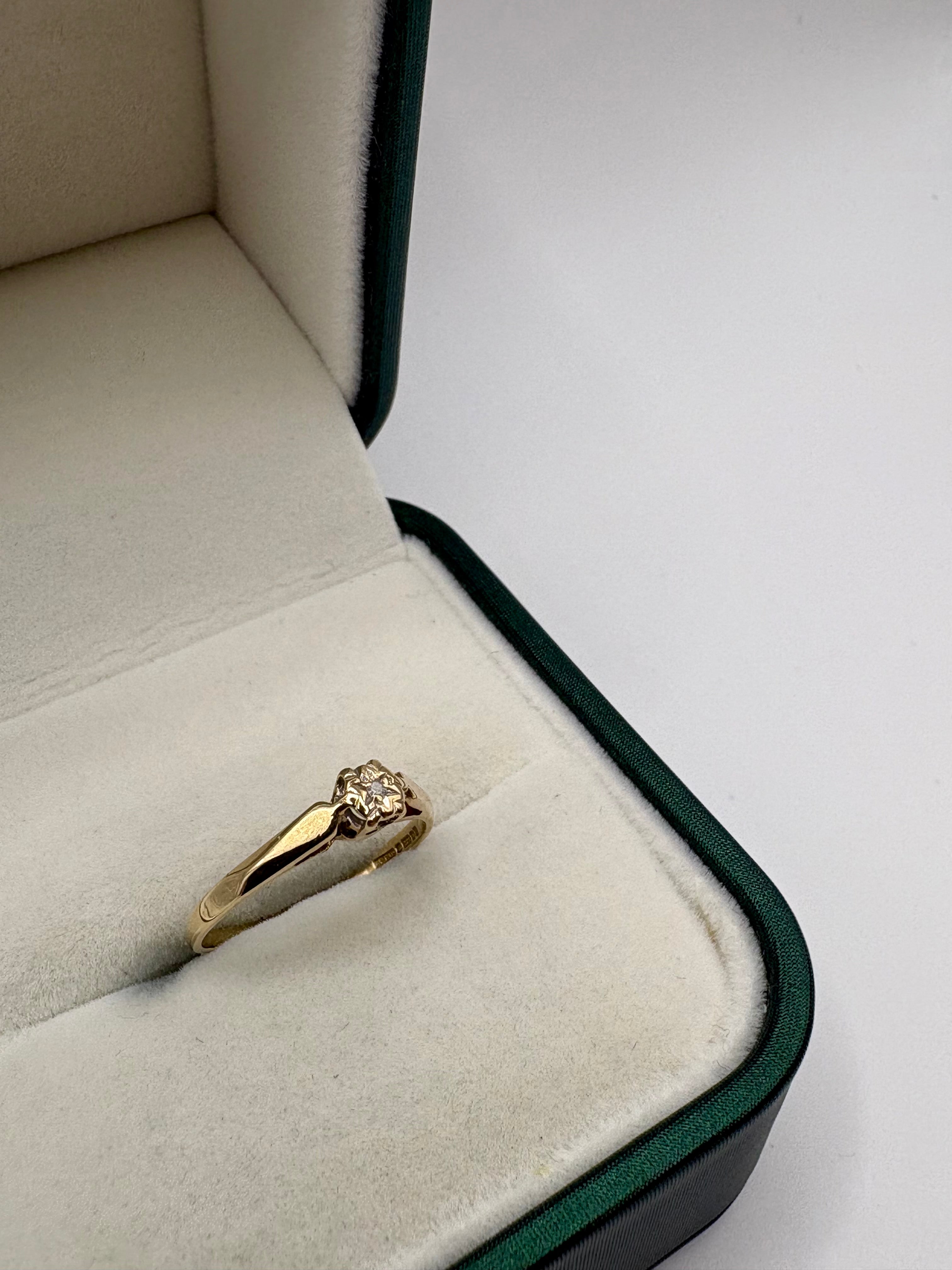 9ct gold diamond ring