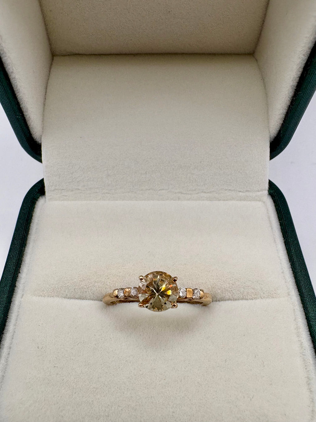 9ct gold quartz and diamond ring