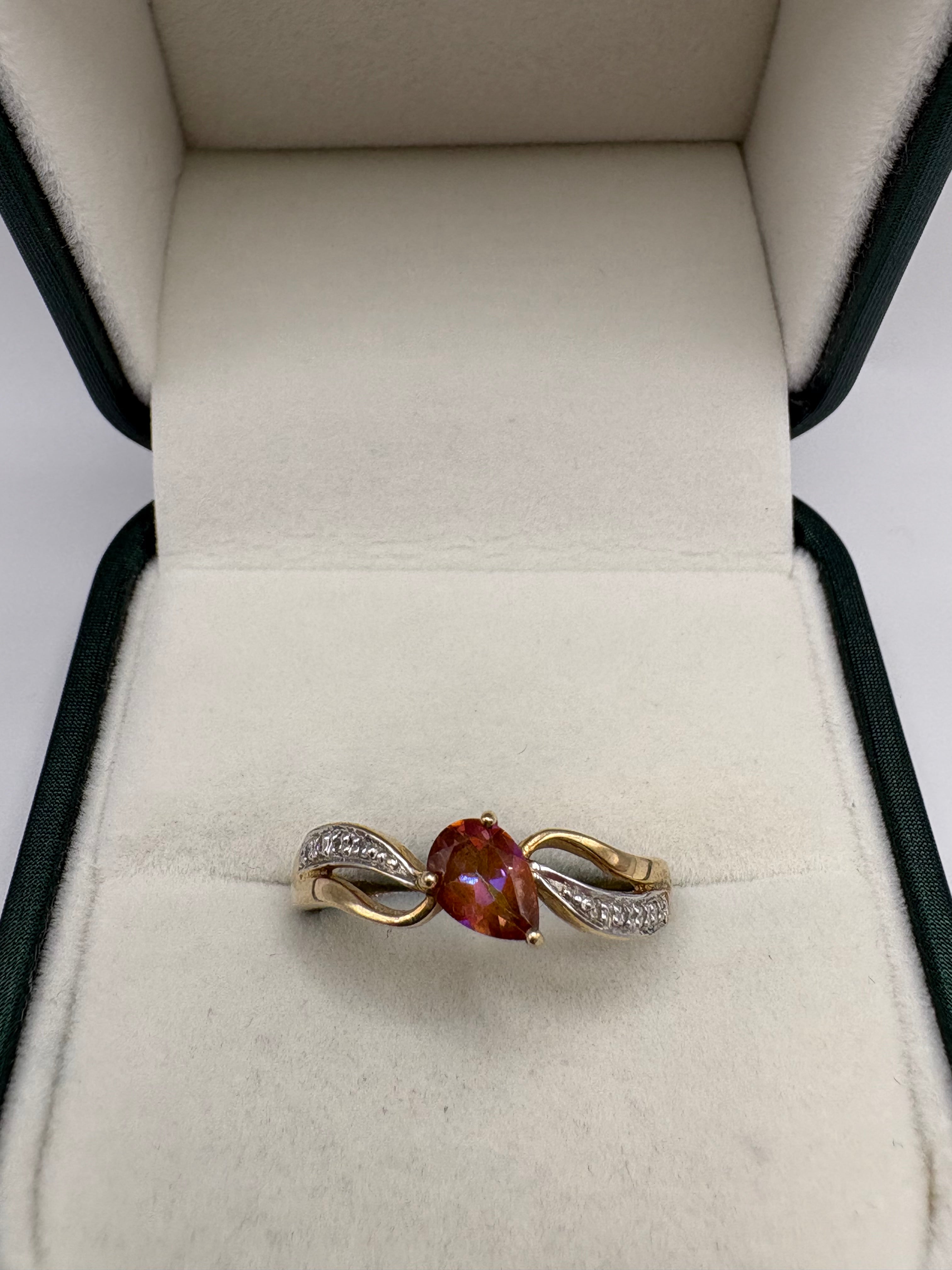 9ct gold topaz and diamond ring