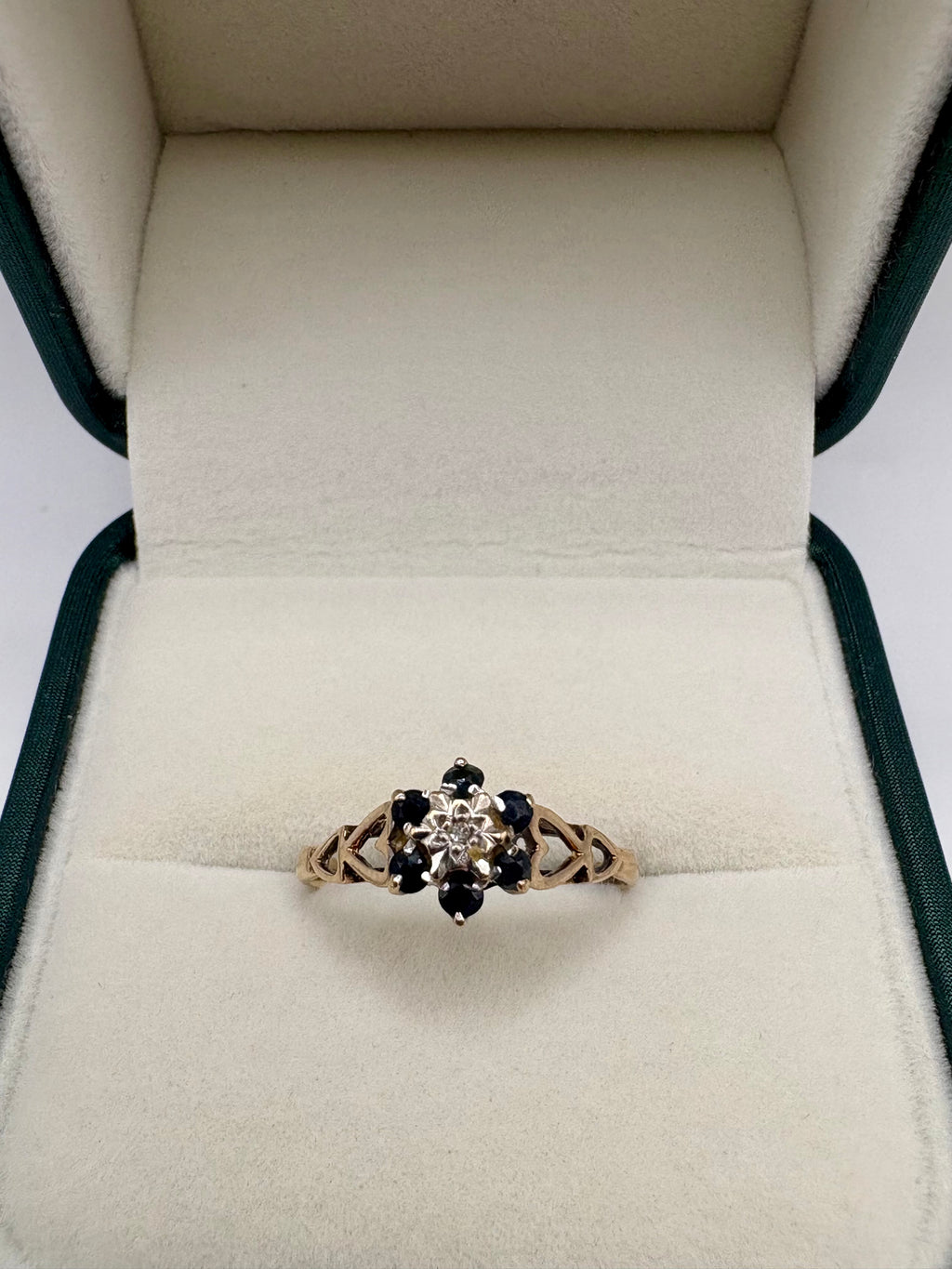 9ct gold sapphire and diamond ring