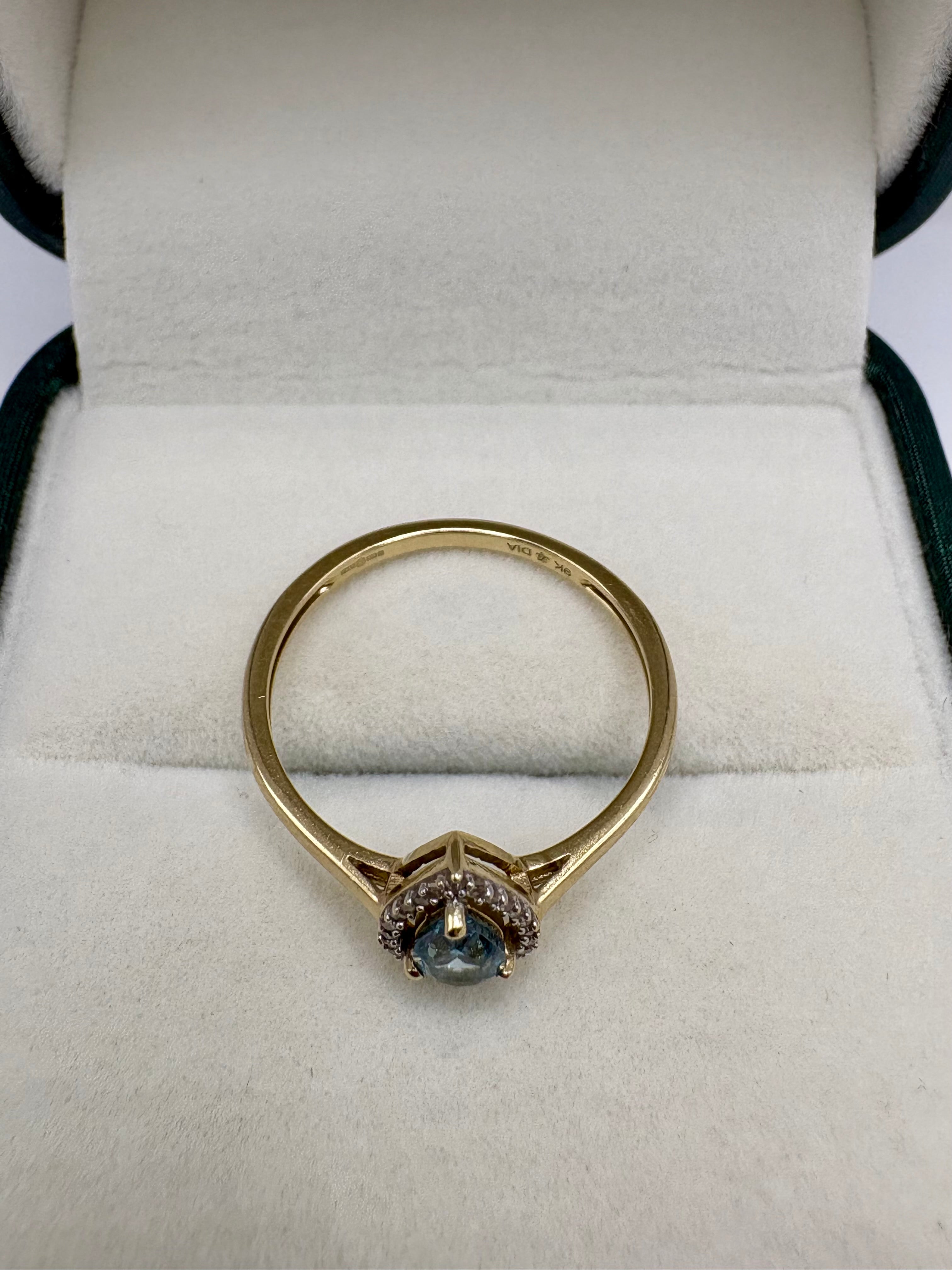 9ct aquamarine and diamond ring