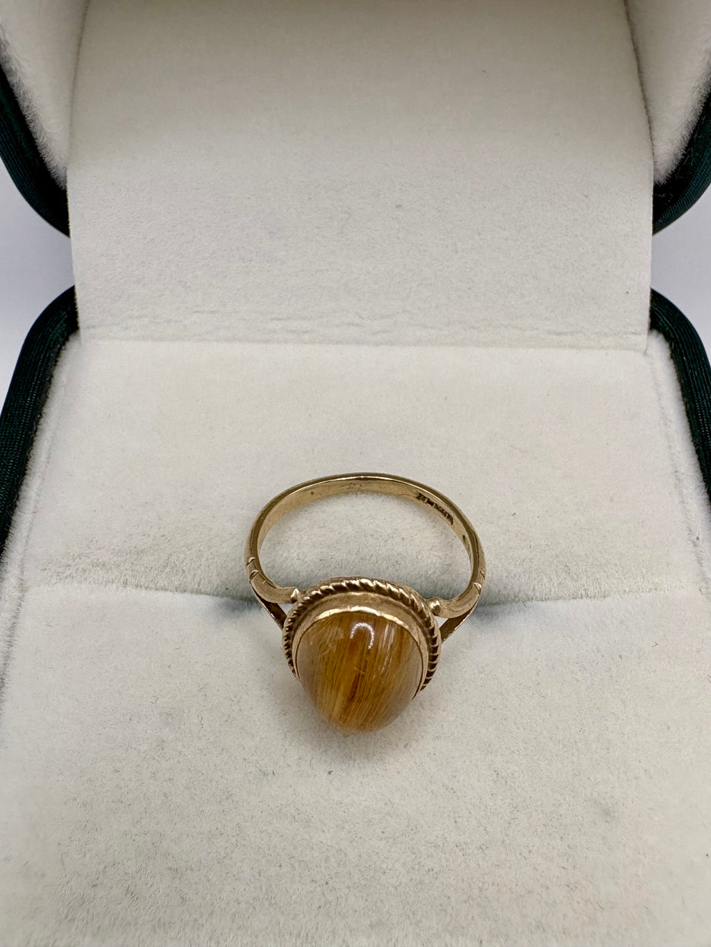 9ct gold rutile quartz ring