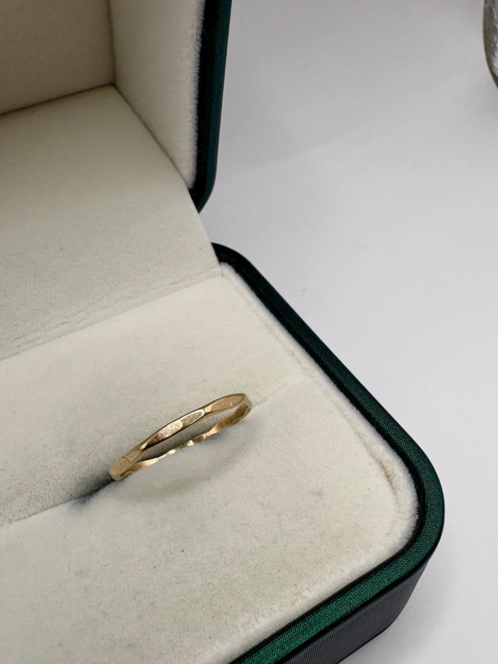 9ct gold vintage stacker ring