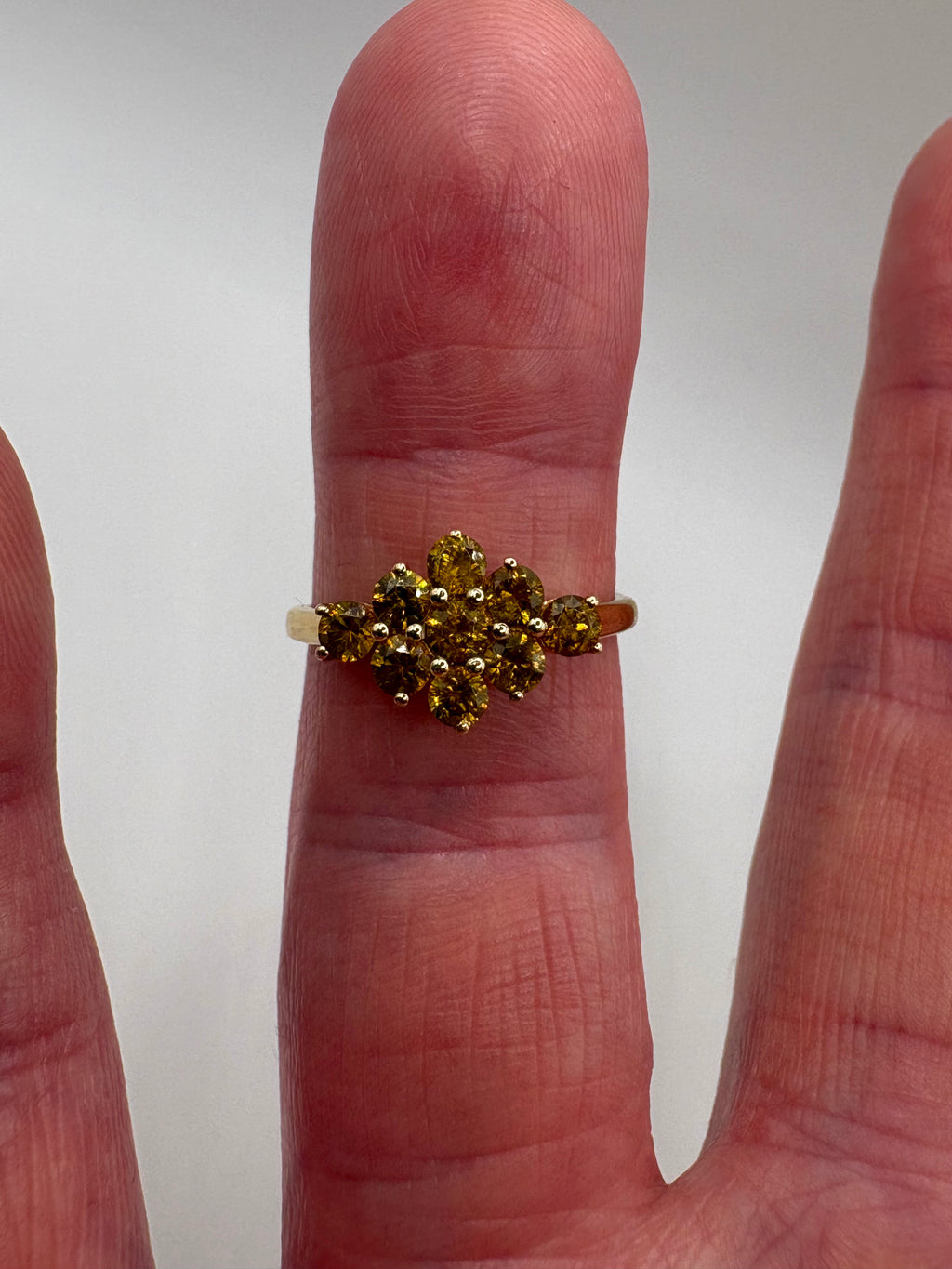 9ct gold yellow quartz ring