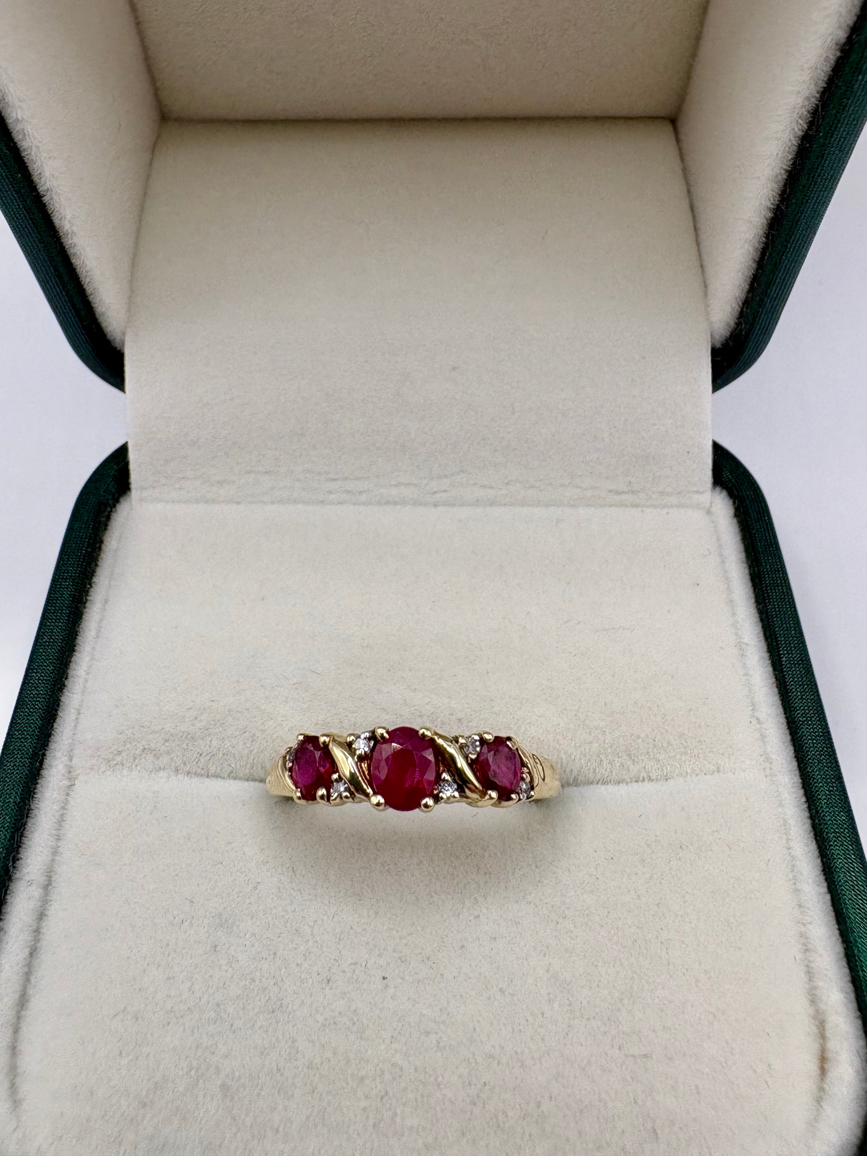 9ct ruby and diamond ring