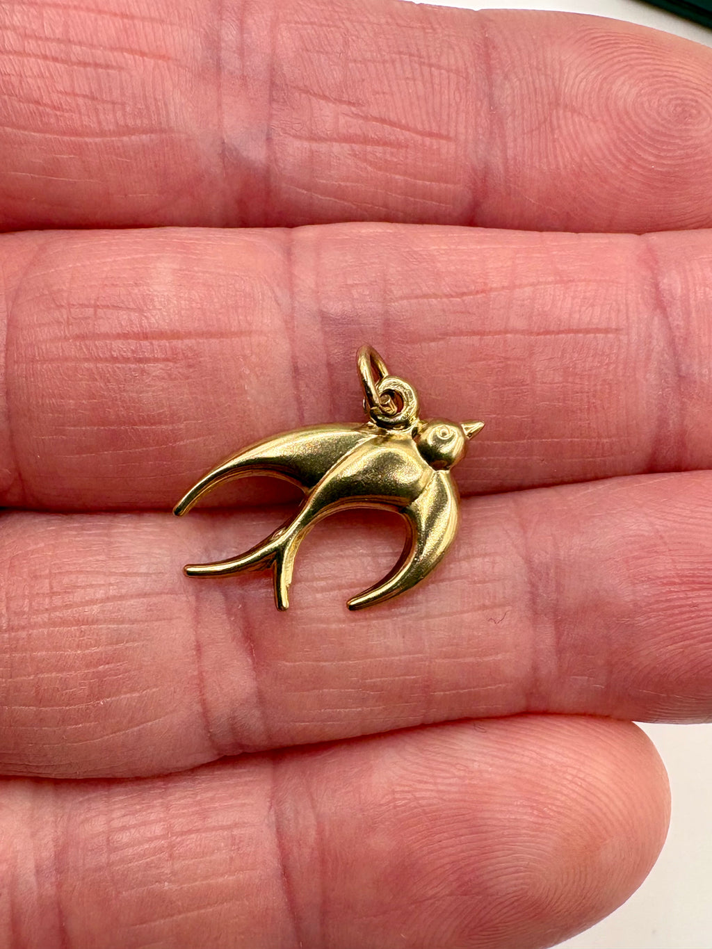 9ct gold swallow bird charm