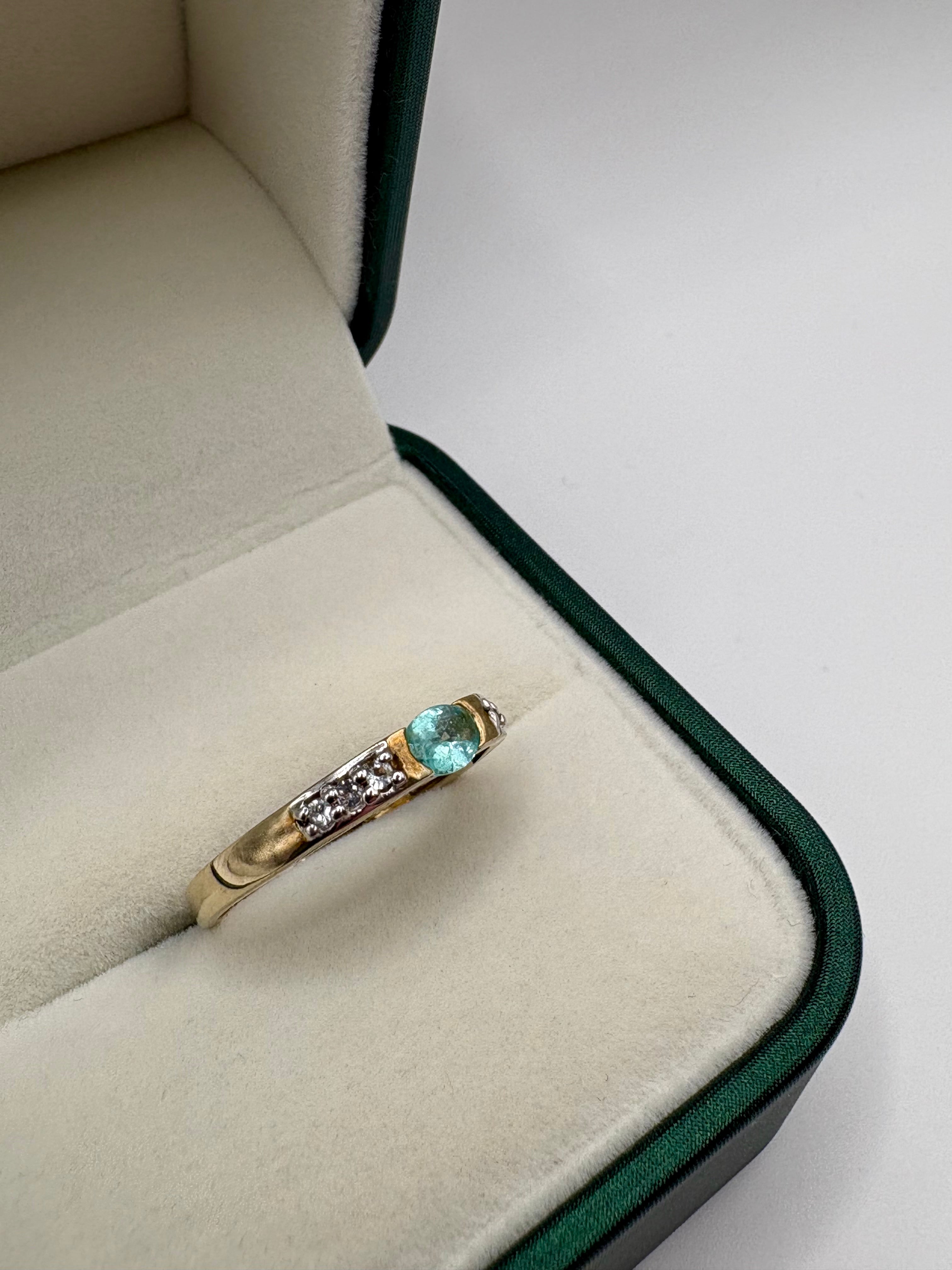 9ct gold topaz and diamond ring