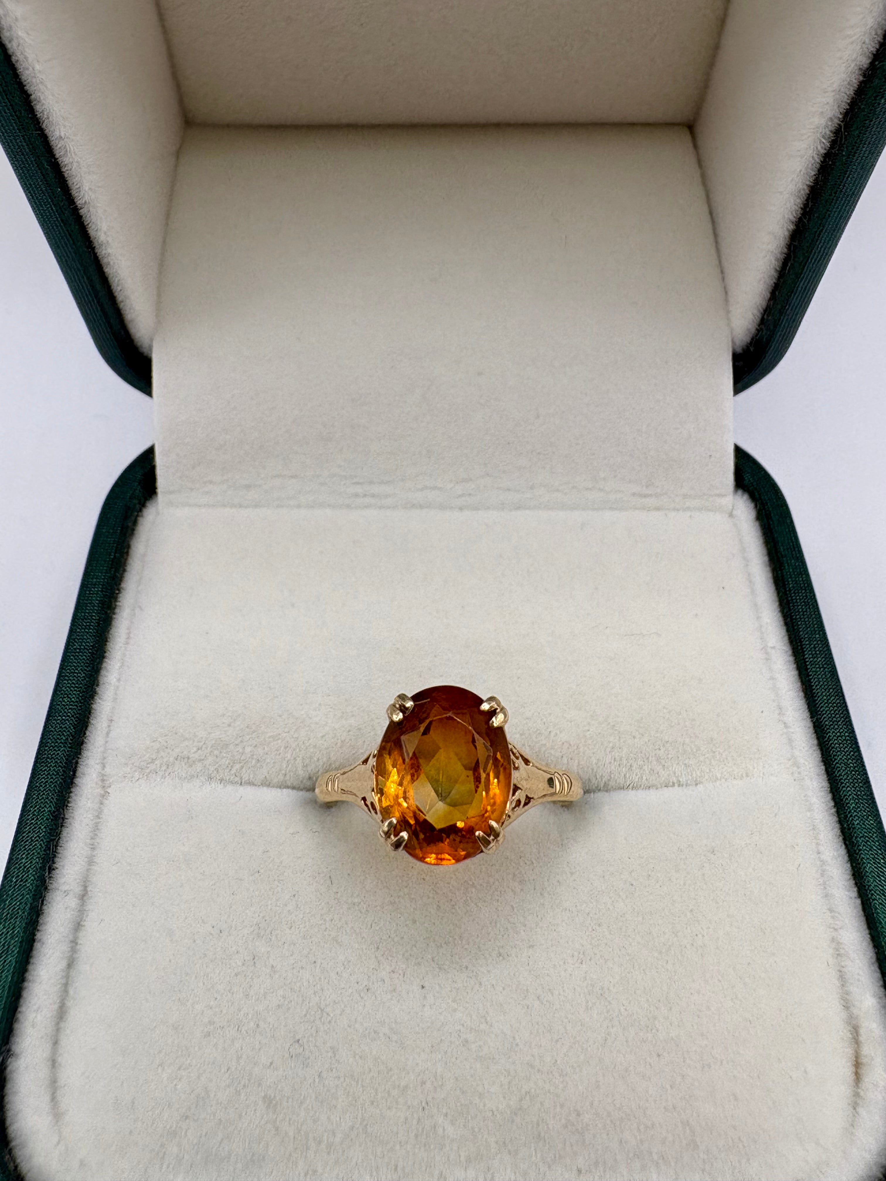 9ct gold citrine ring