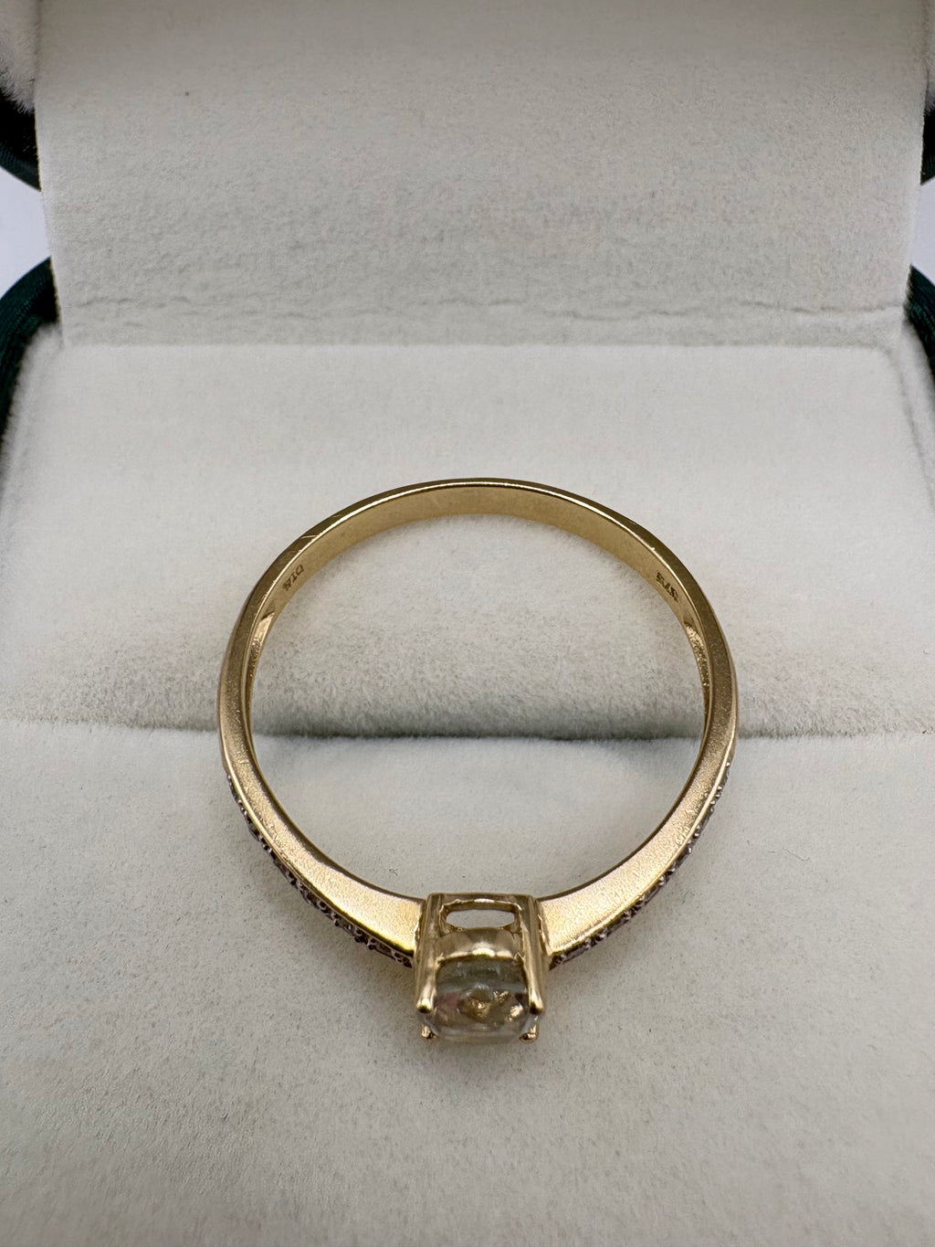 9ct gold prasiolite and diamond ring