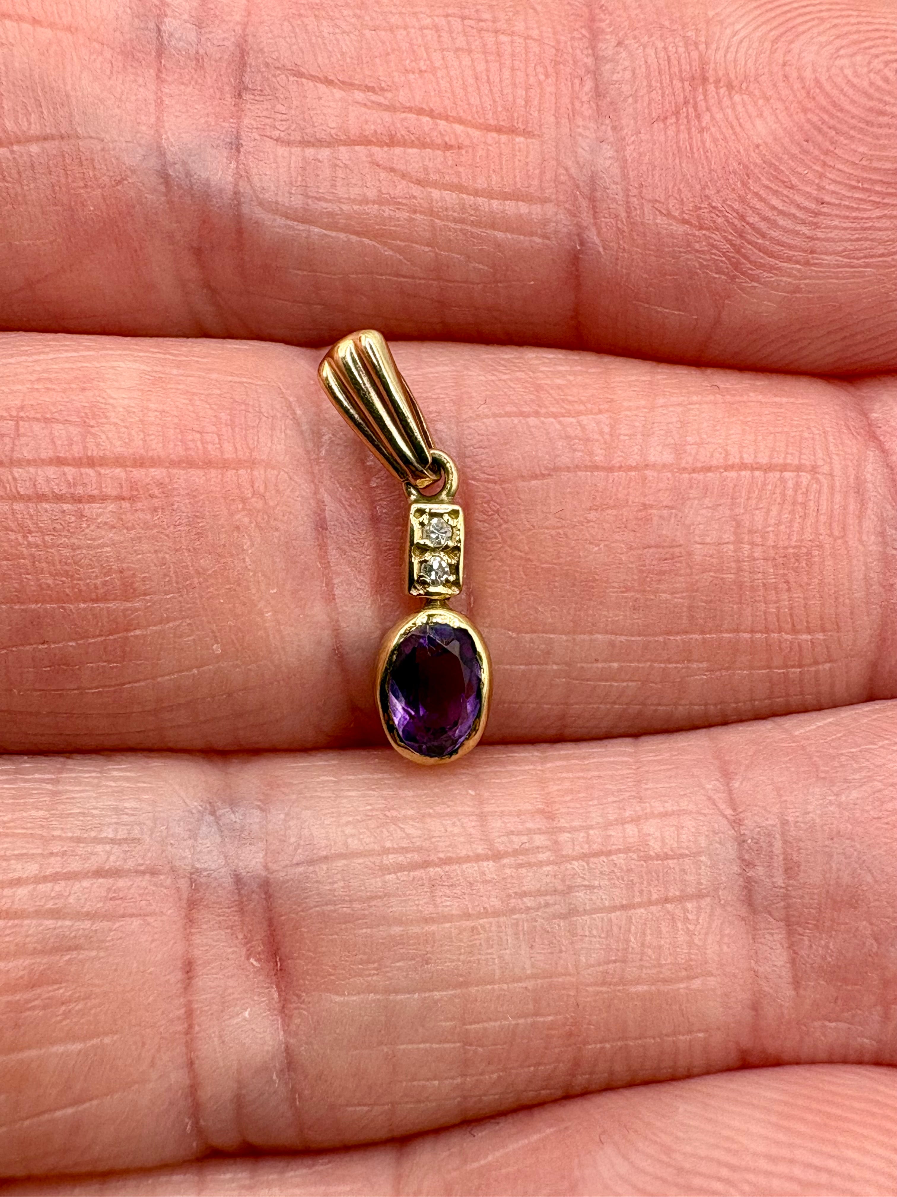 9ct gold amethyst and diamond pendant