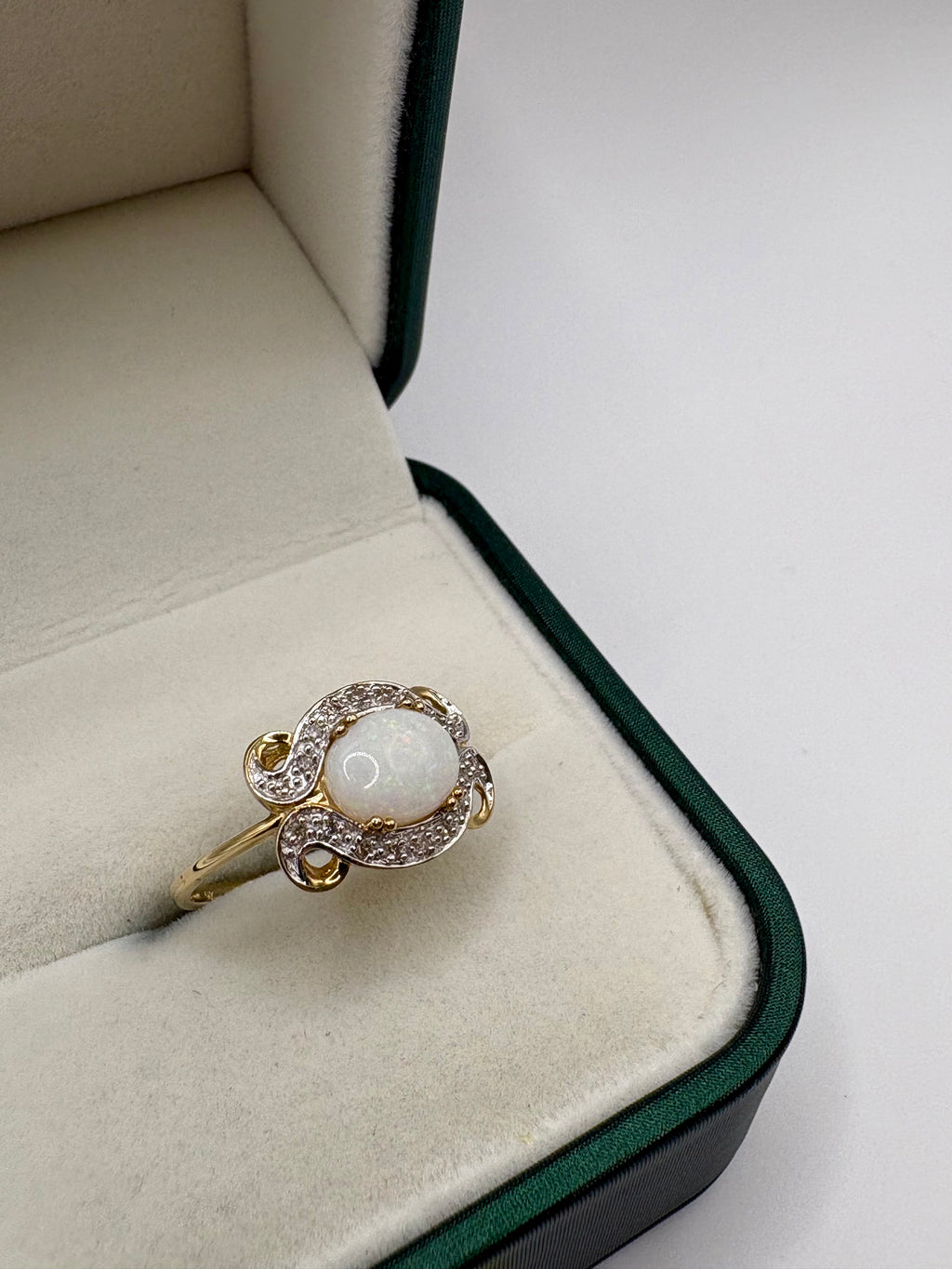 9ct gold opal and diamond ring
