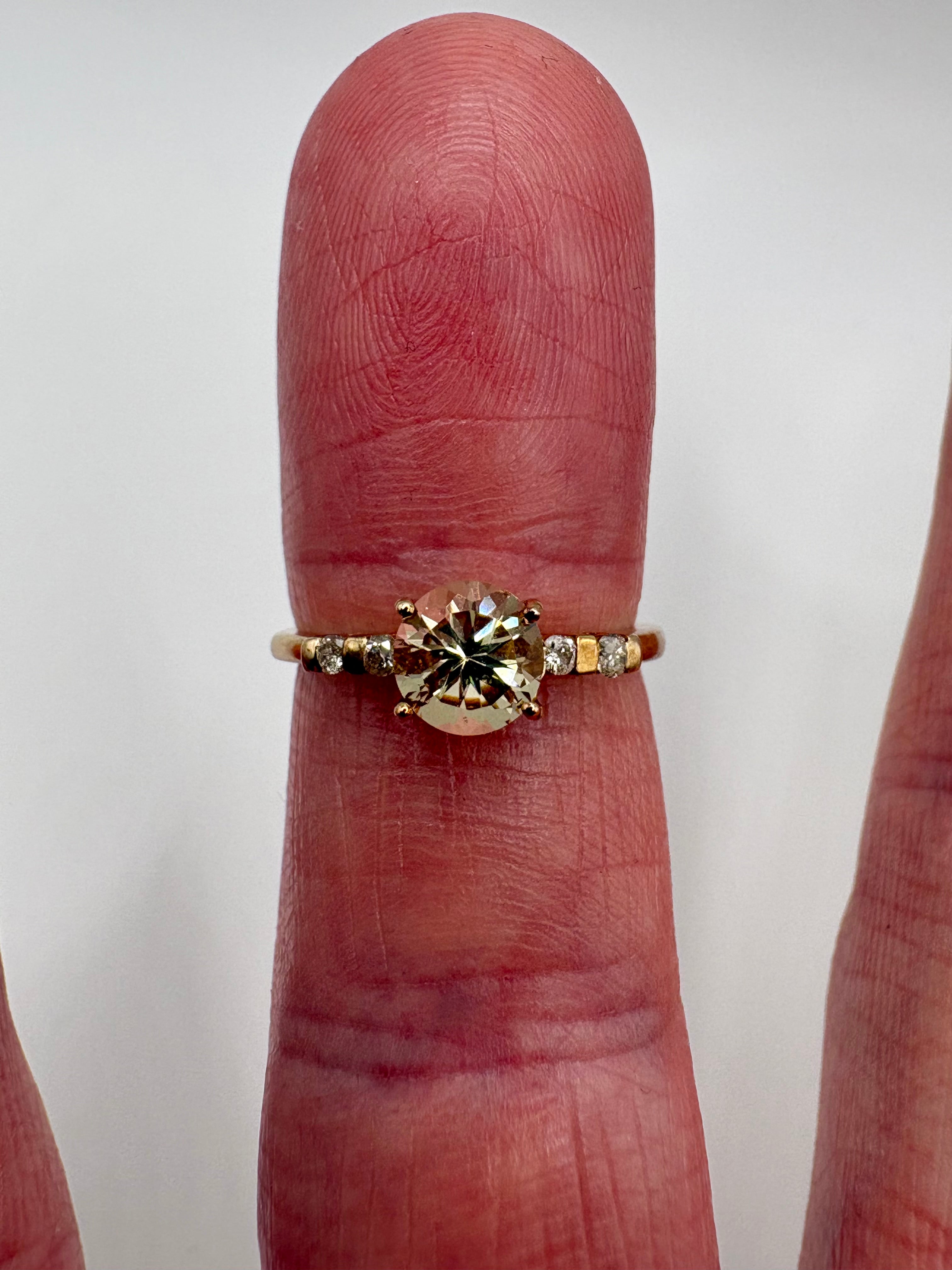 9ct gold quartz and diamond ring