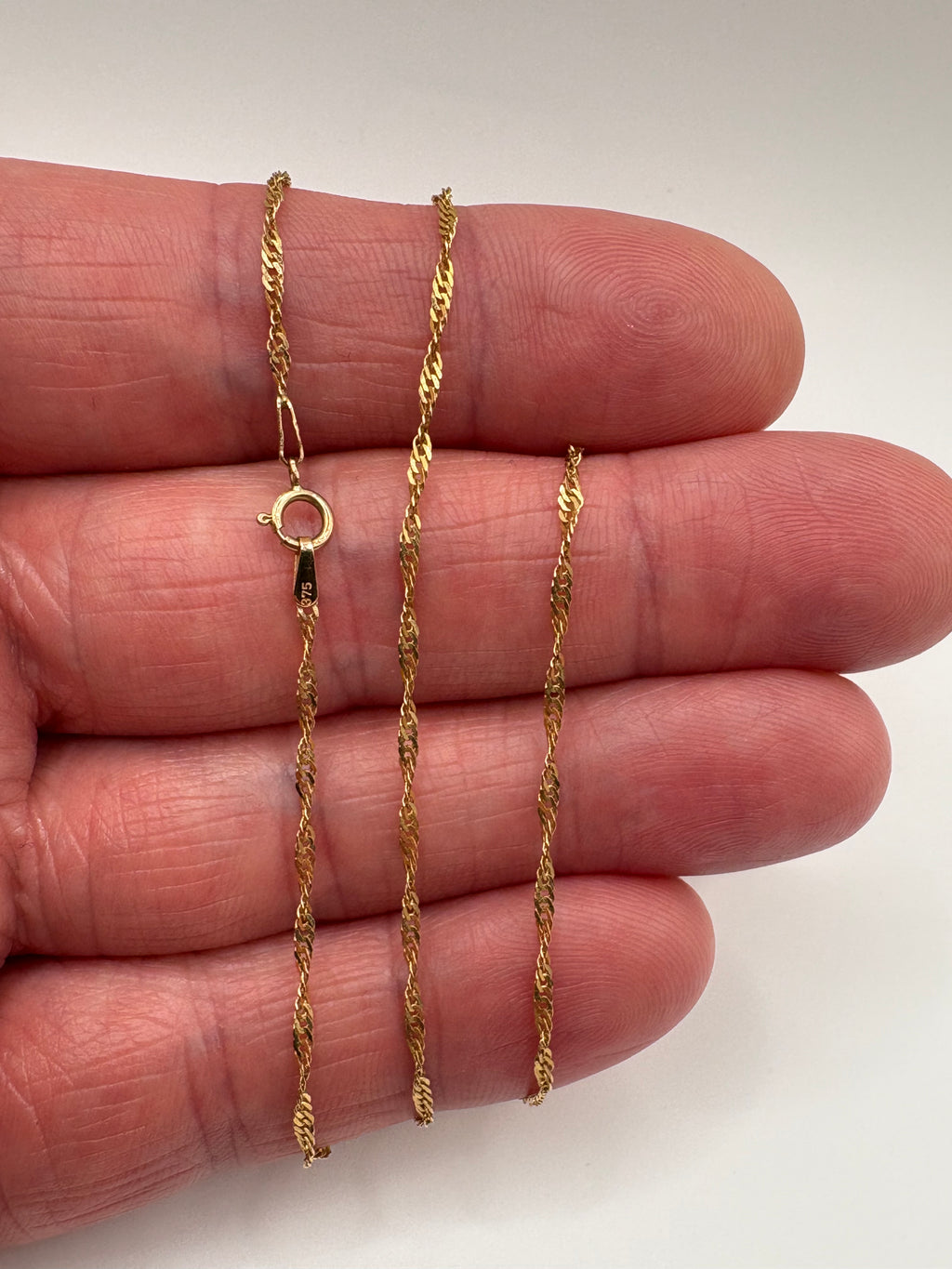 9ct gold 20 inch chain (8)