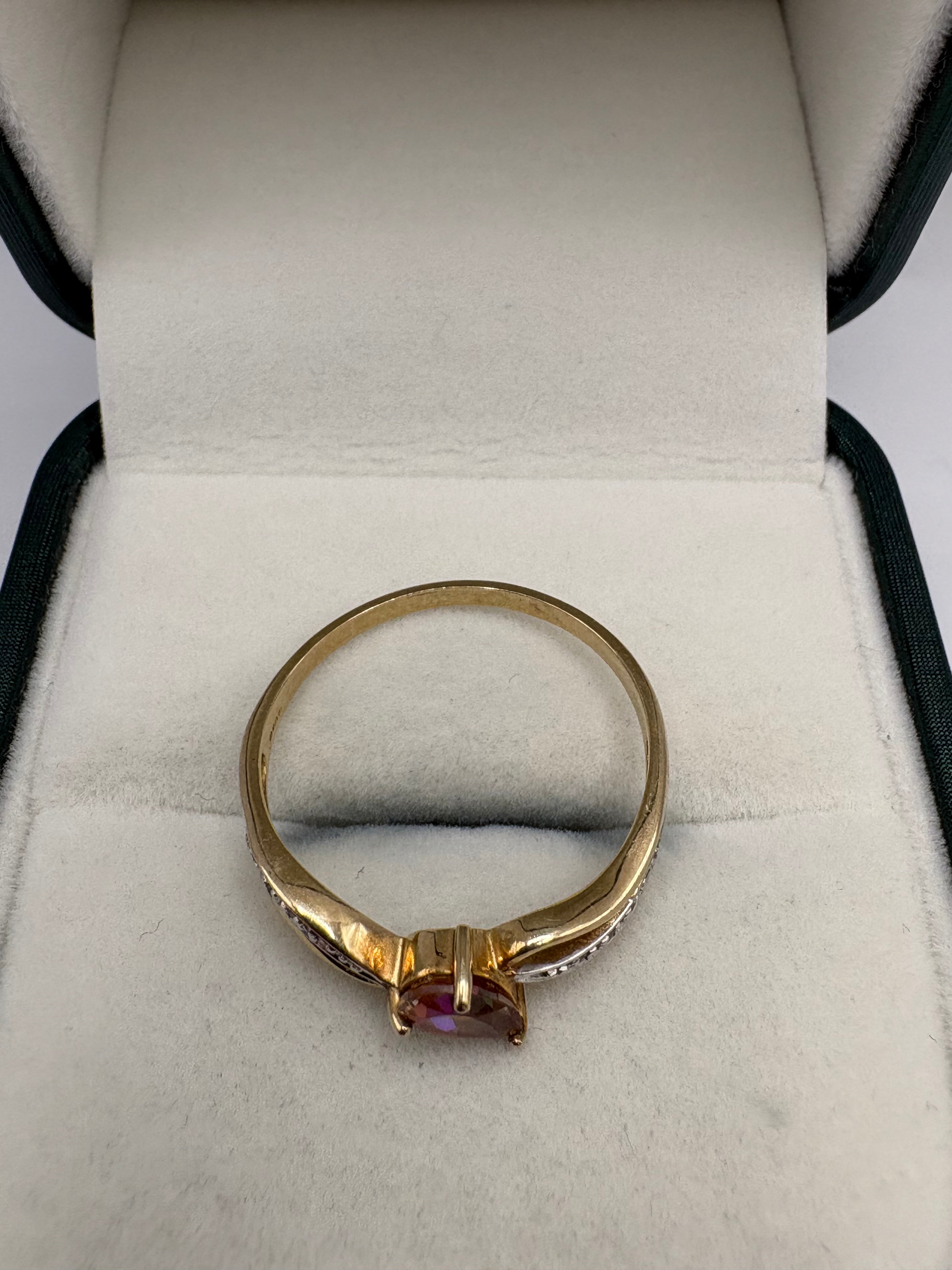 9ct gold topaz and diamond ring