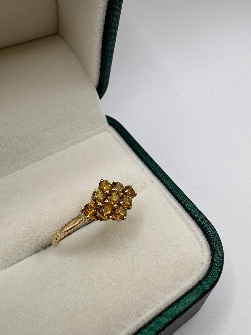 9ct gold yellow quartz ring