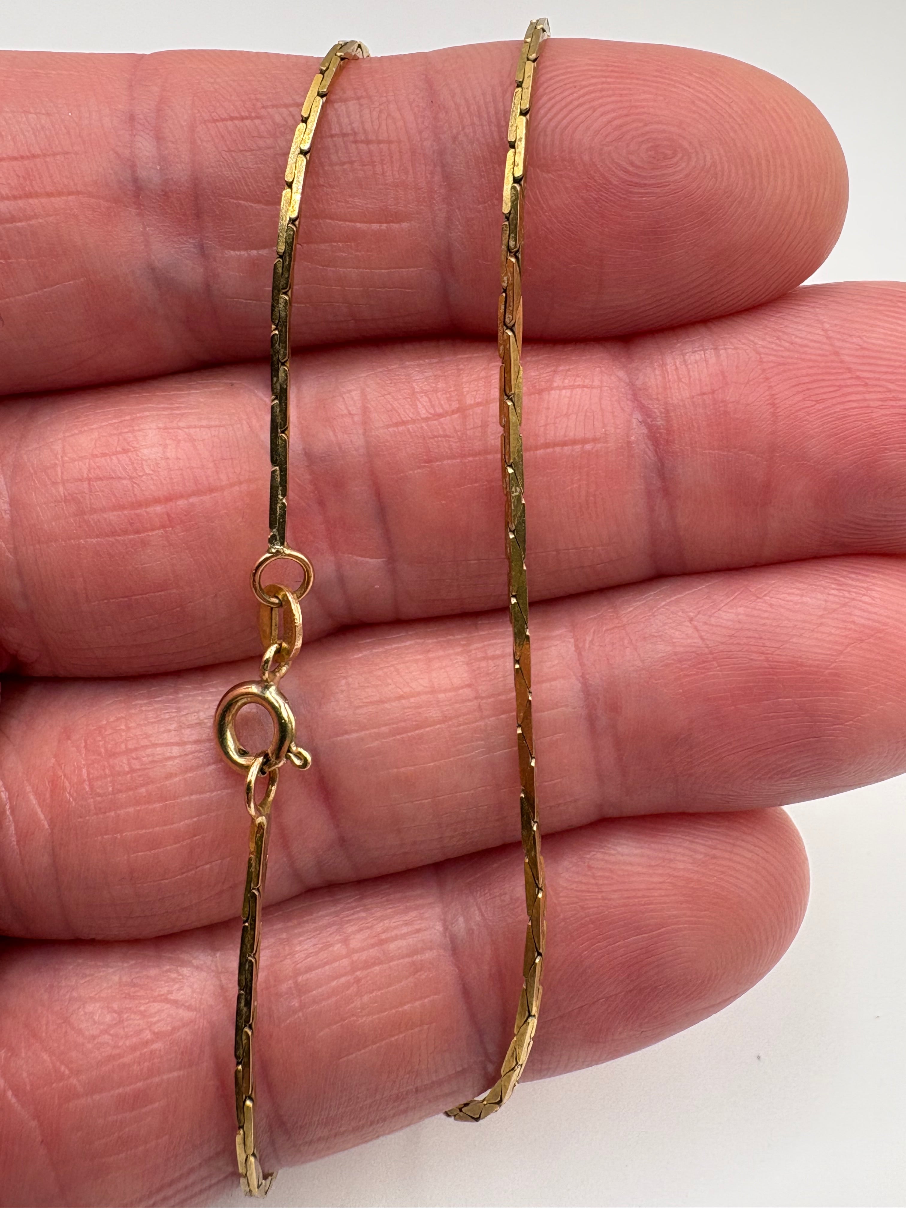 9ct gold 16 inch chain (7)