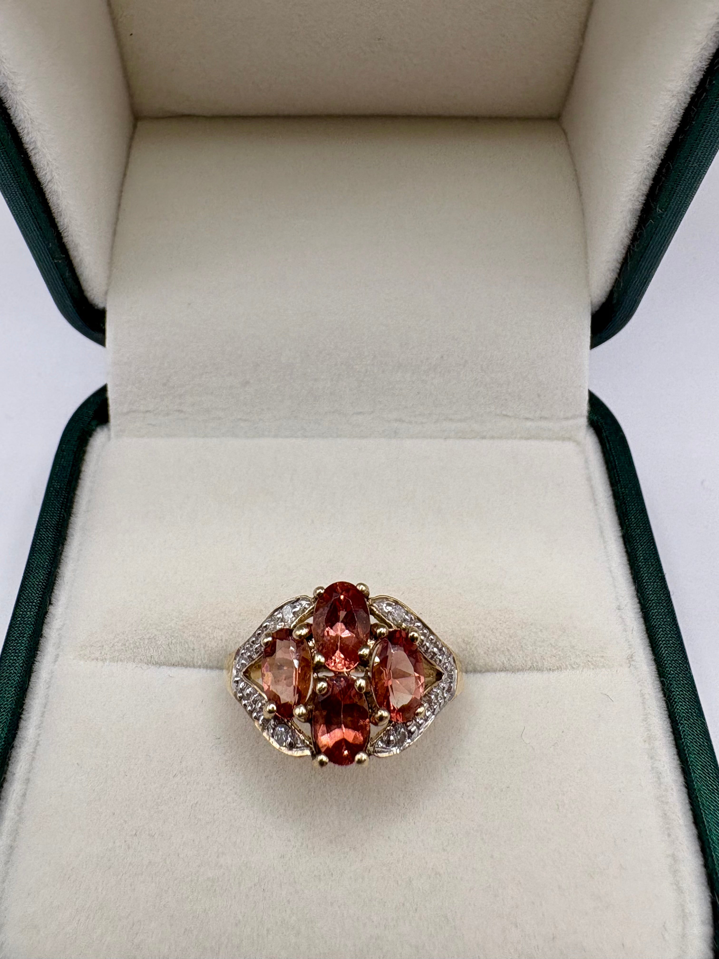 9ct gold heavy quartz and diamond ring