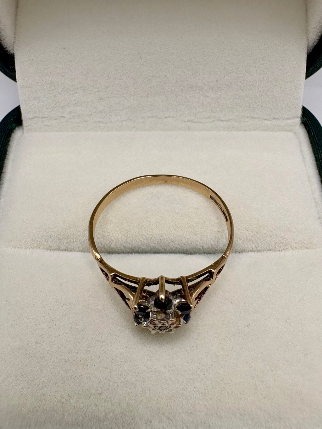 9ct gold sapphire and diamond ring