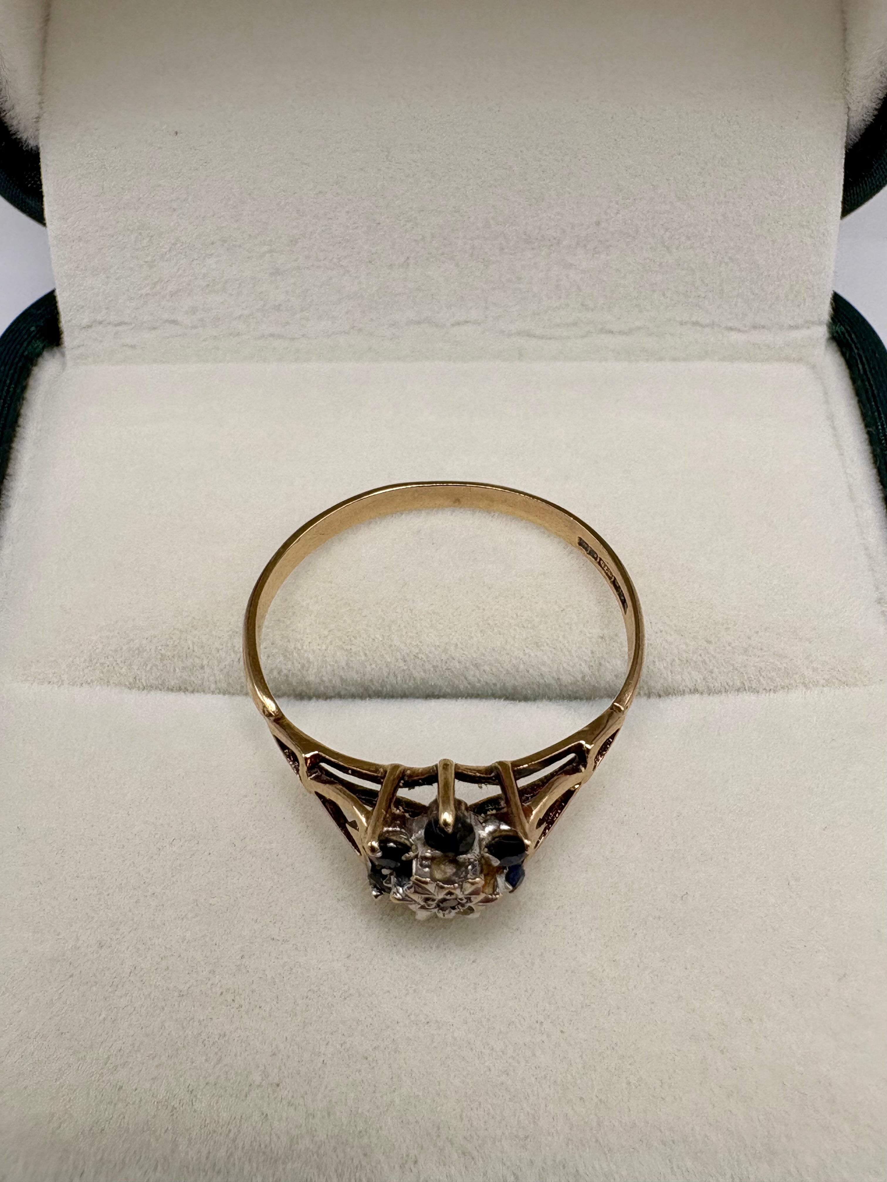 9ct gold sapphire and diamond ring