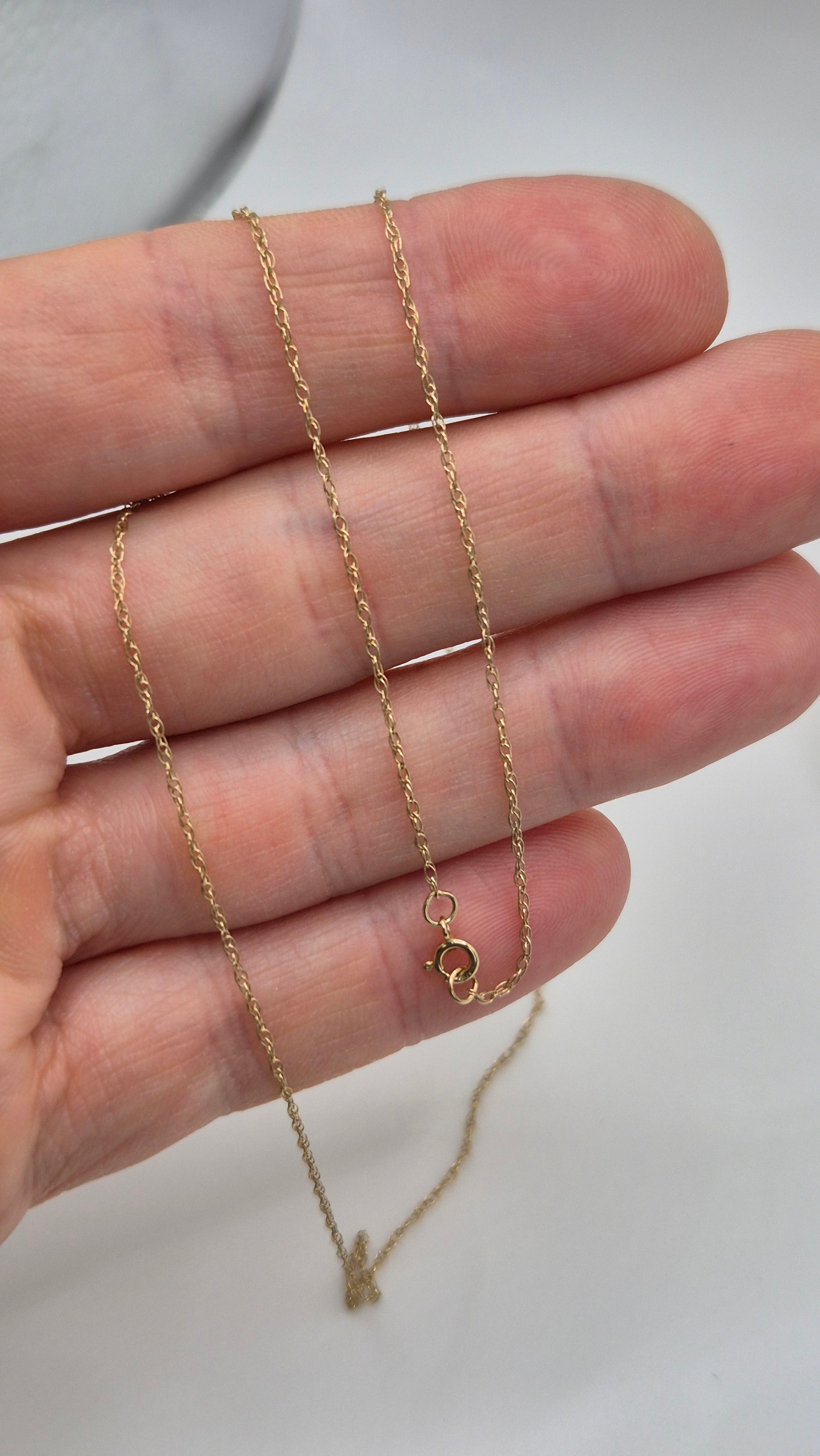 9ct gold 18inch chain (1)