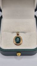 9ct gold green cz pendant