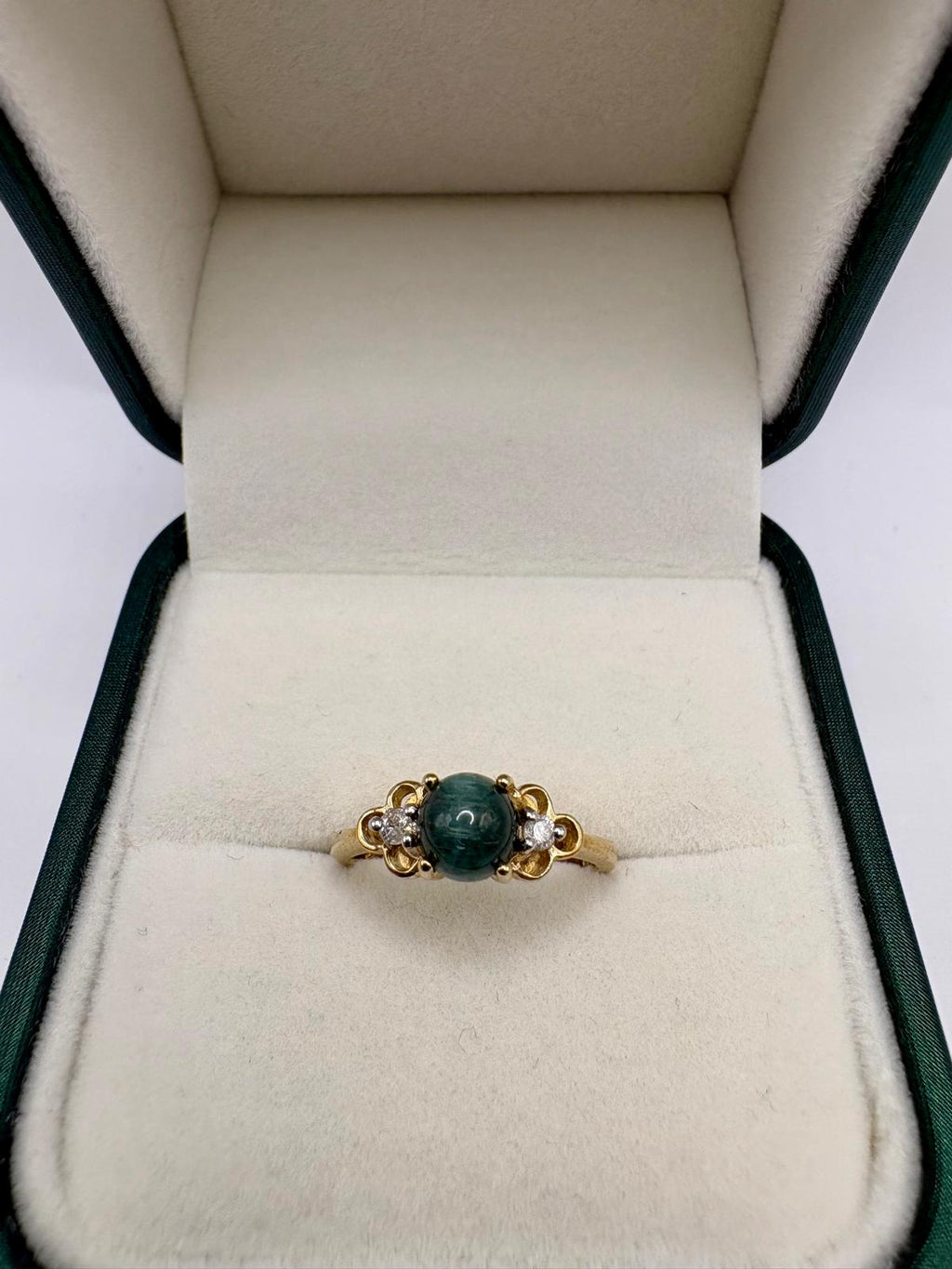 9ct gold cat's eye Tourmaline and Diamond ring