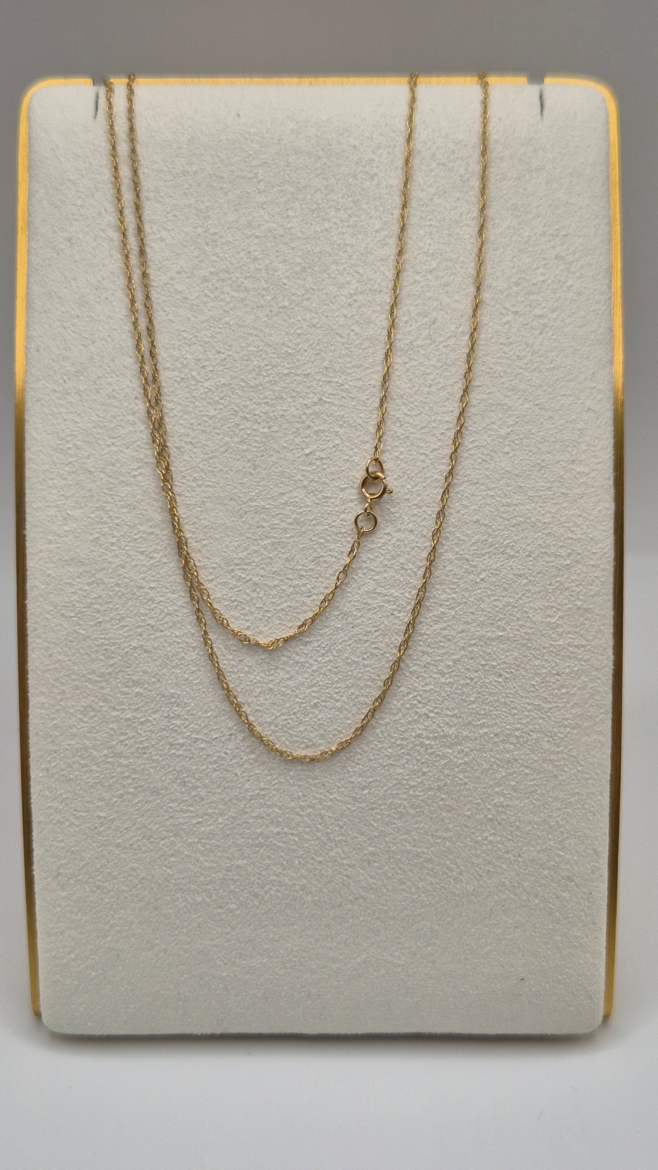 9ct gold 18inch chain (1)