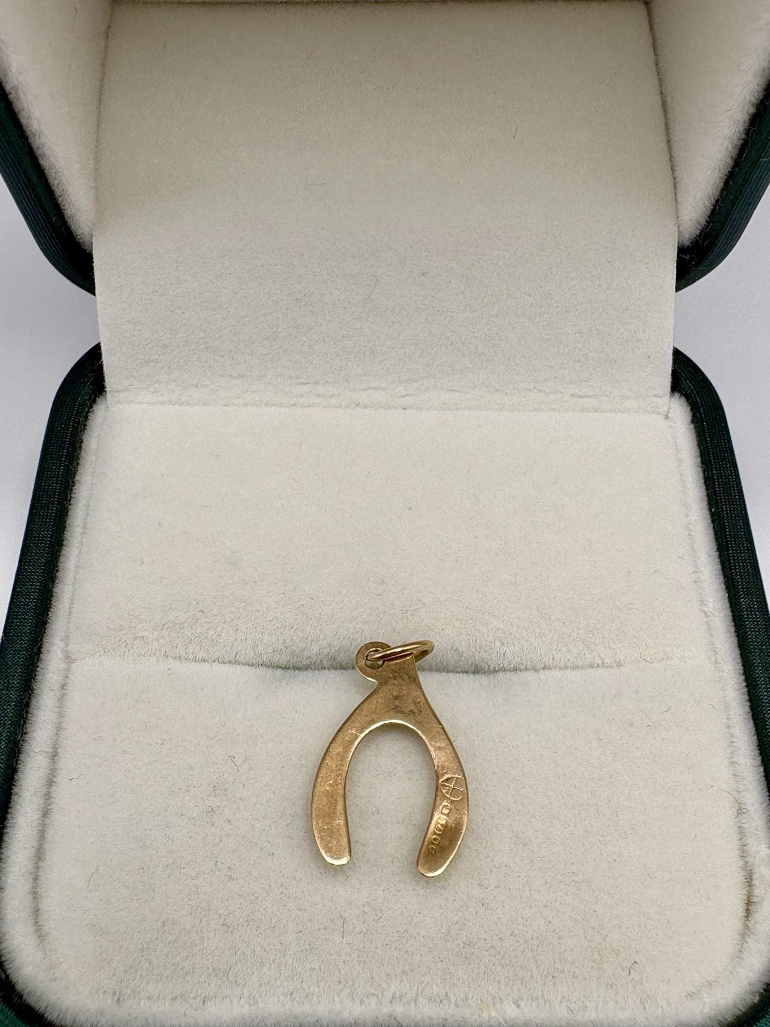 9ct gold wishbone charm