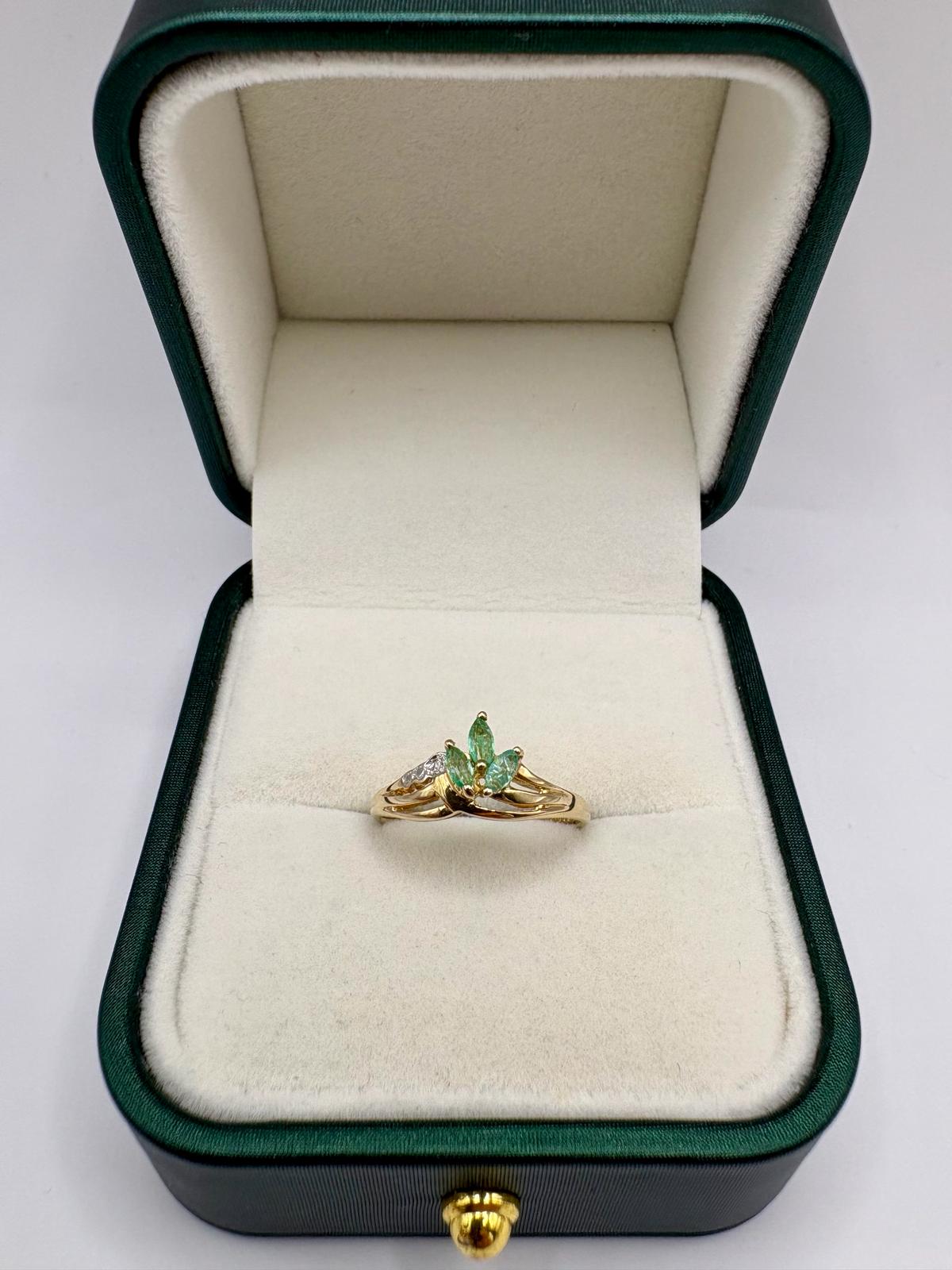 9ct gold emerald and diamond ring