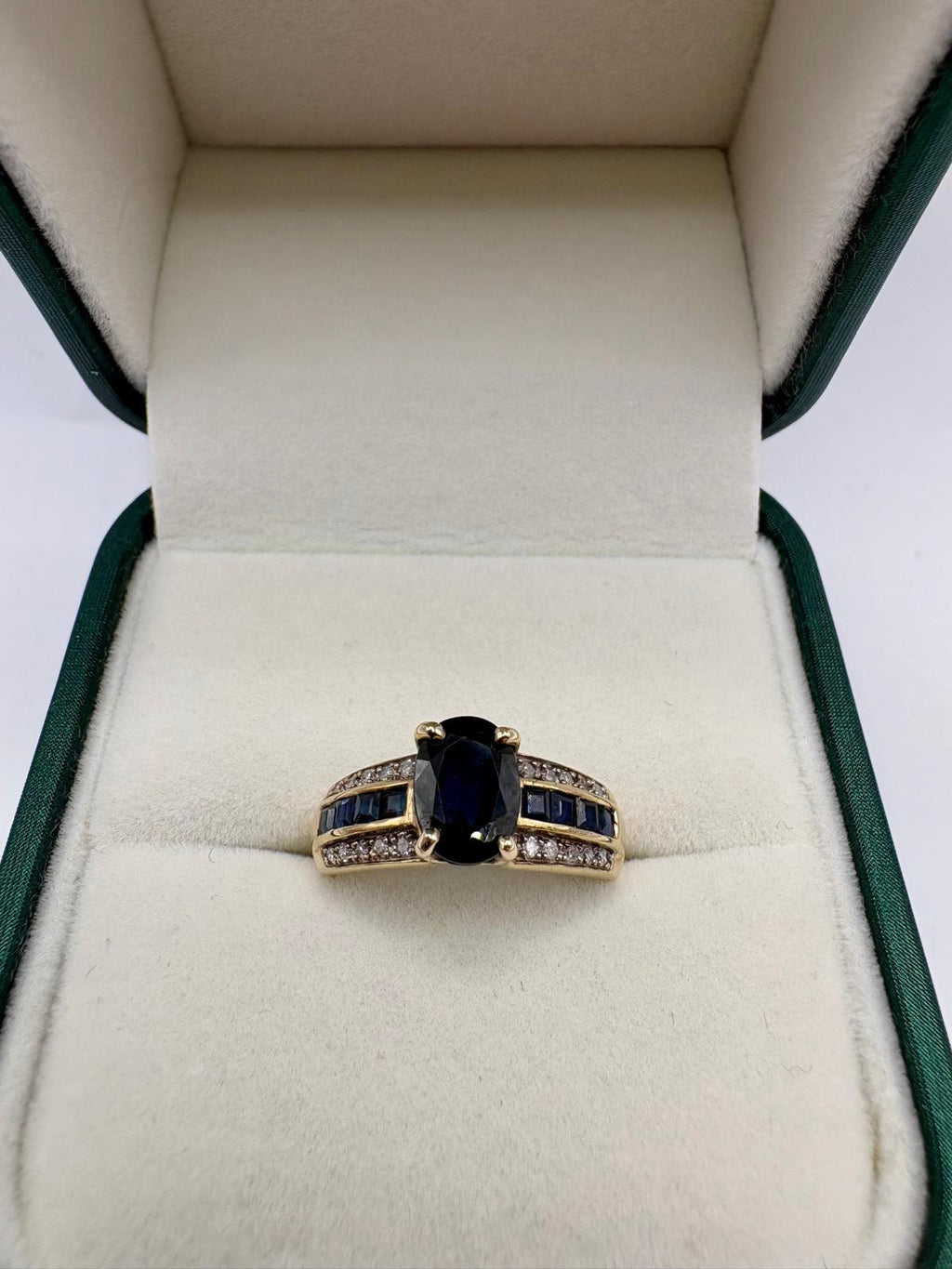 9ct gold sapphire and diamond ring