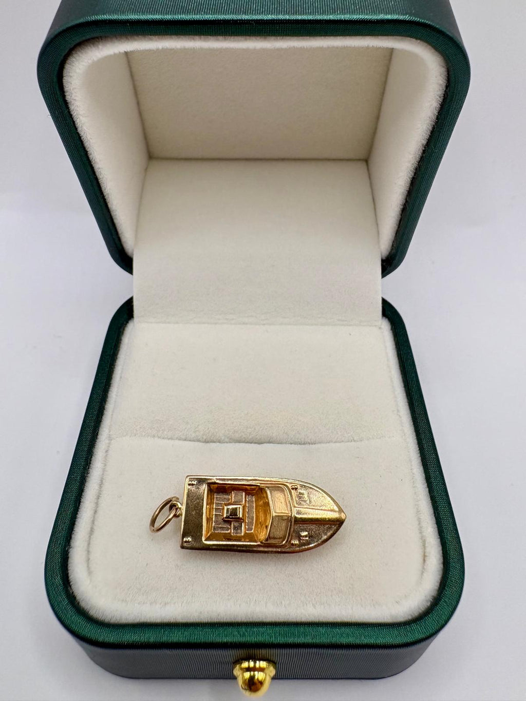 9ct gold boat charm