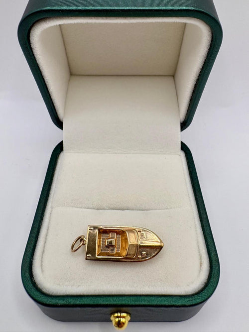 9ct gold boat charm