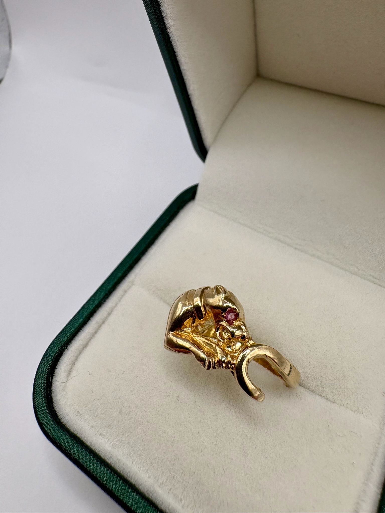 9ct gold panther ring