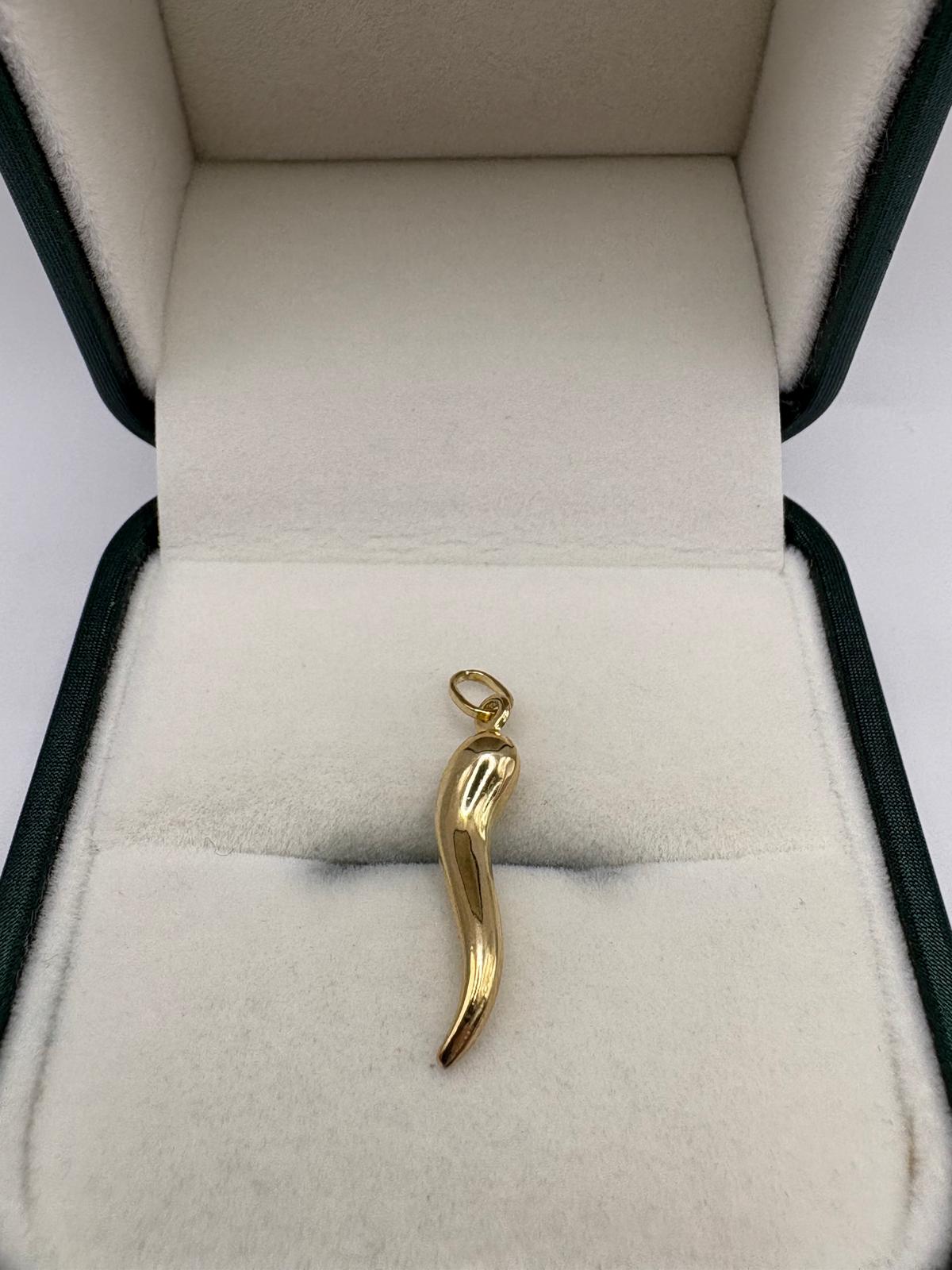9ct gold horn of plenty