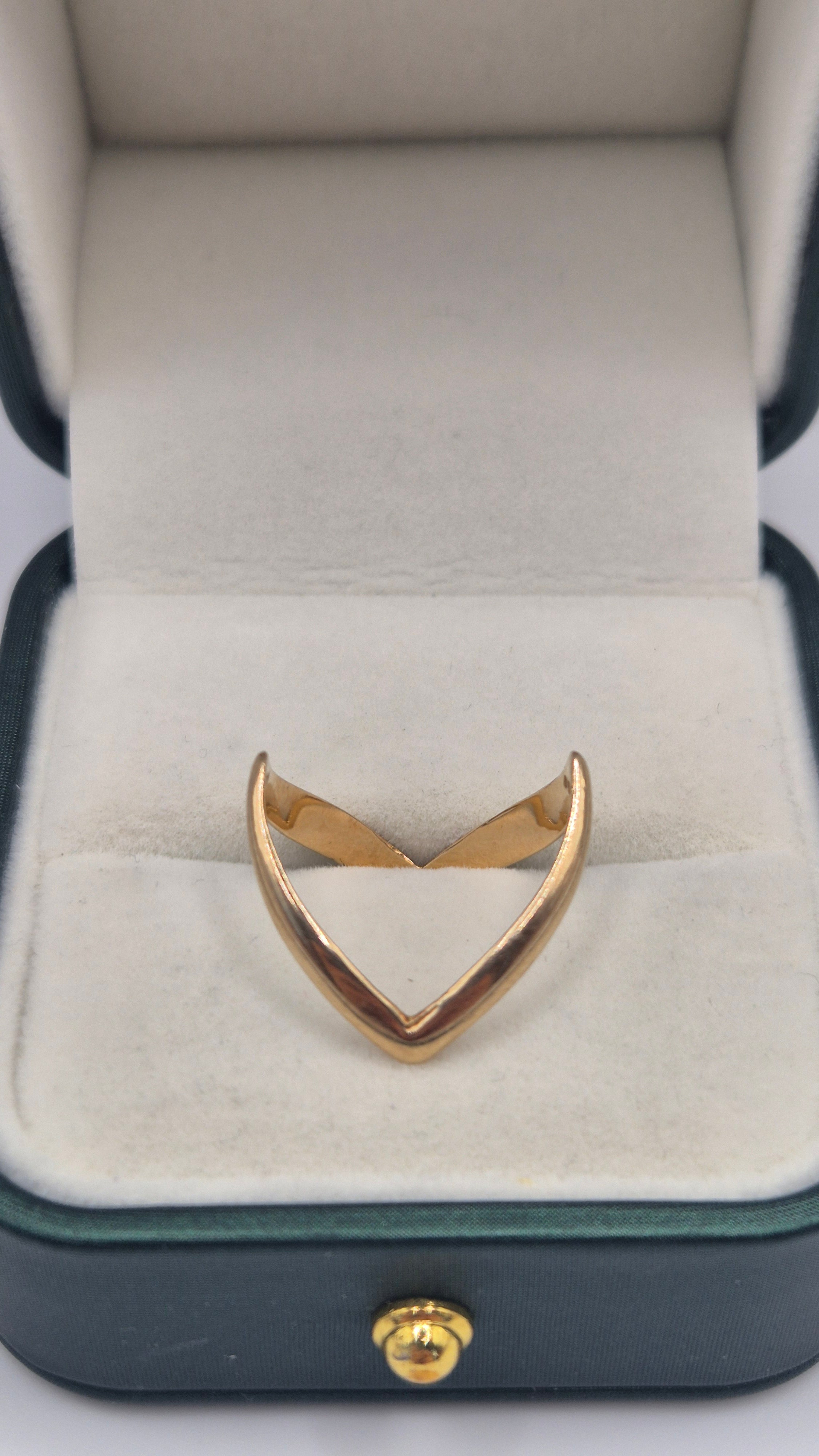 9ct gold double wishbone ring