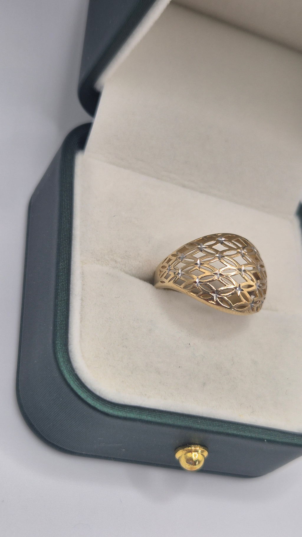 9ct gold dome ring