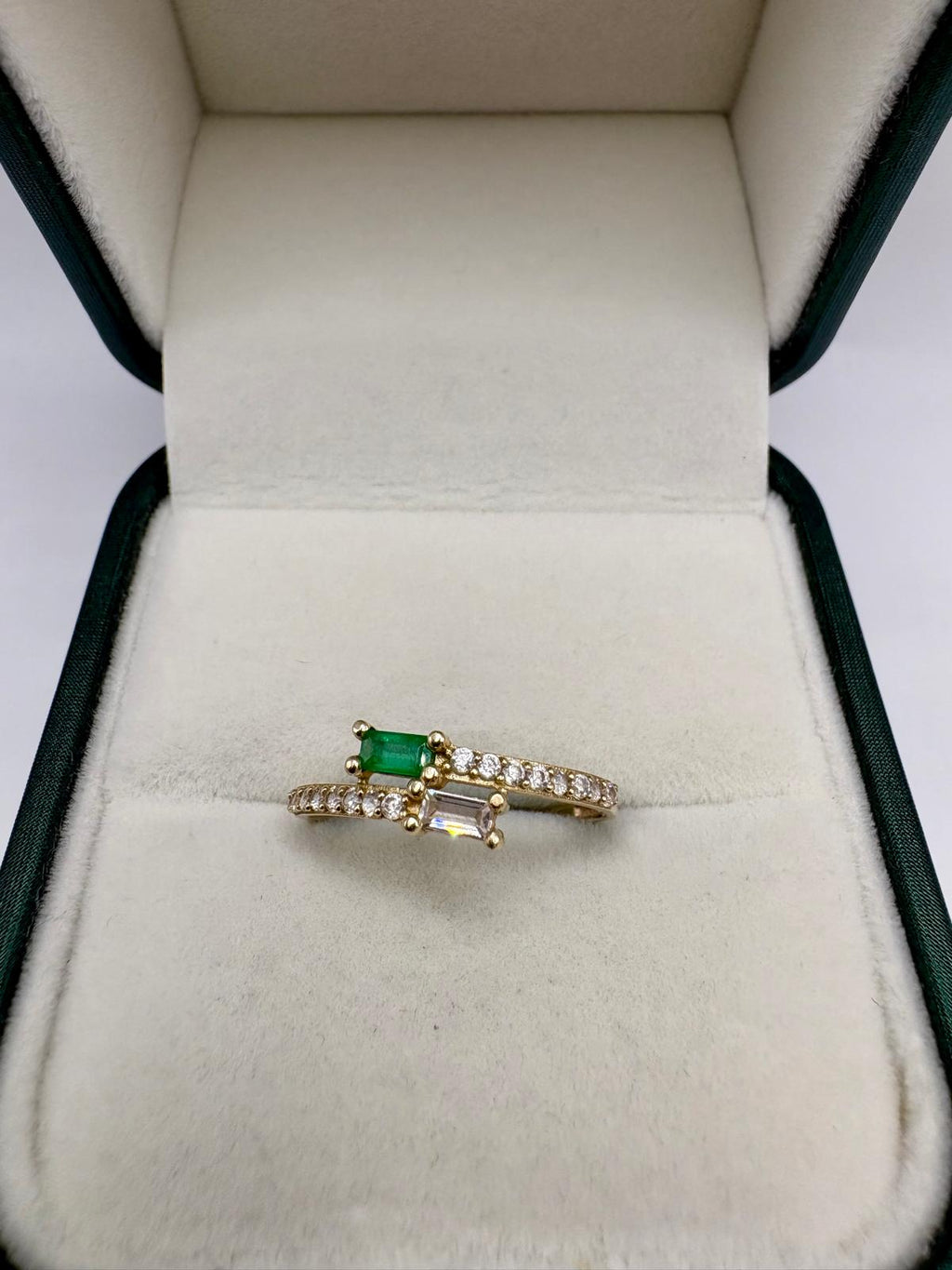 9ct gold emerald and zircon ring