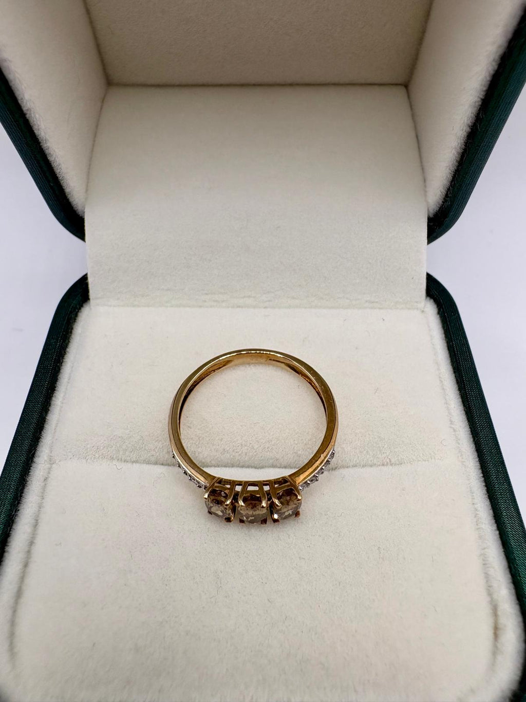 9ct gold quartz and diamond ring