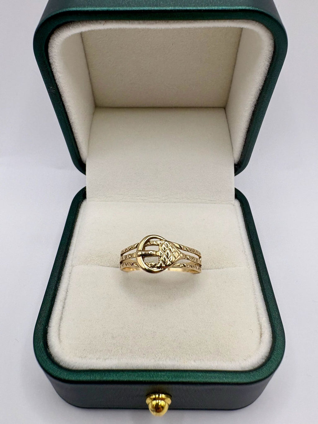 9ct gold buckle ring